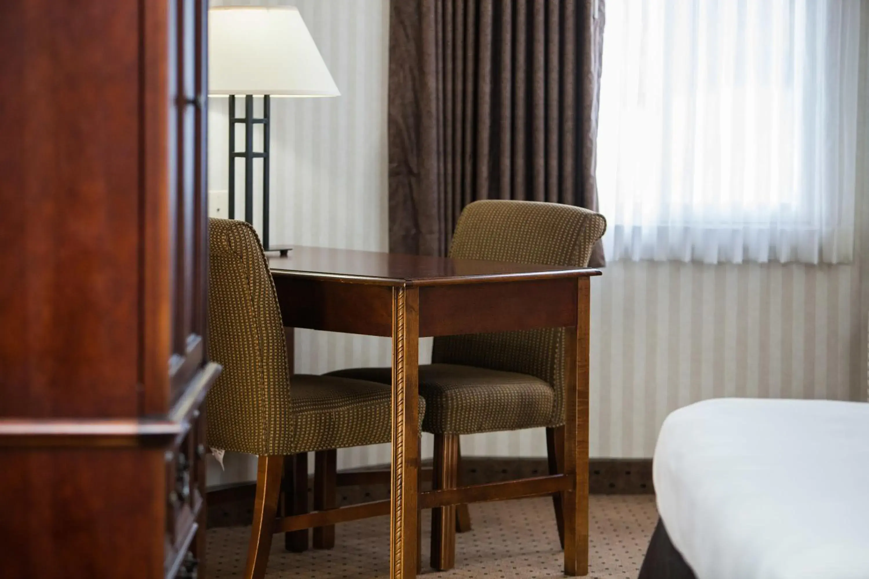 Other, Dining Area in Evergreen Resort