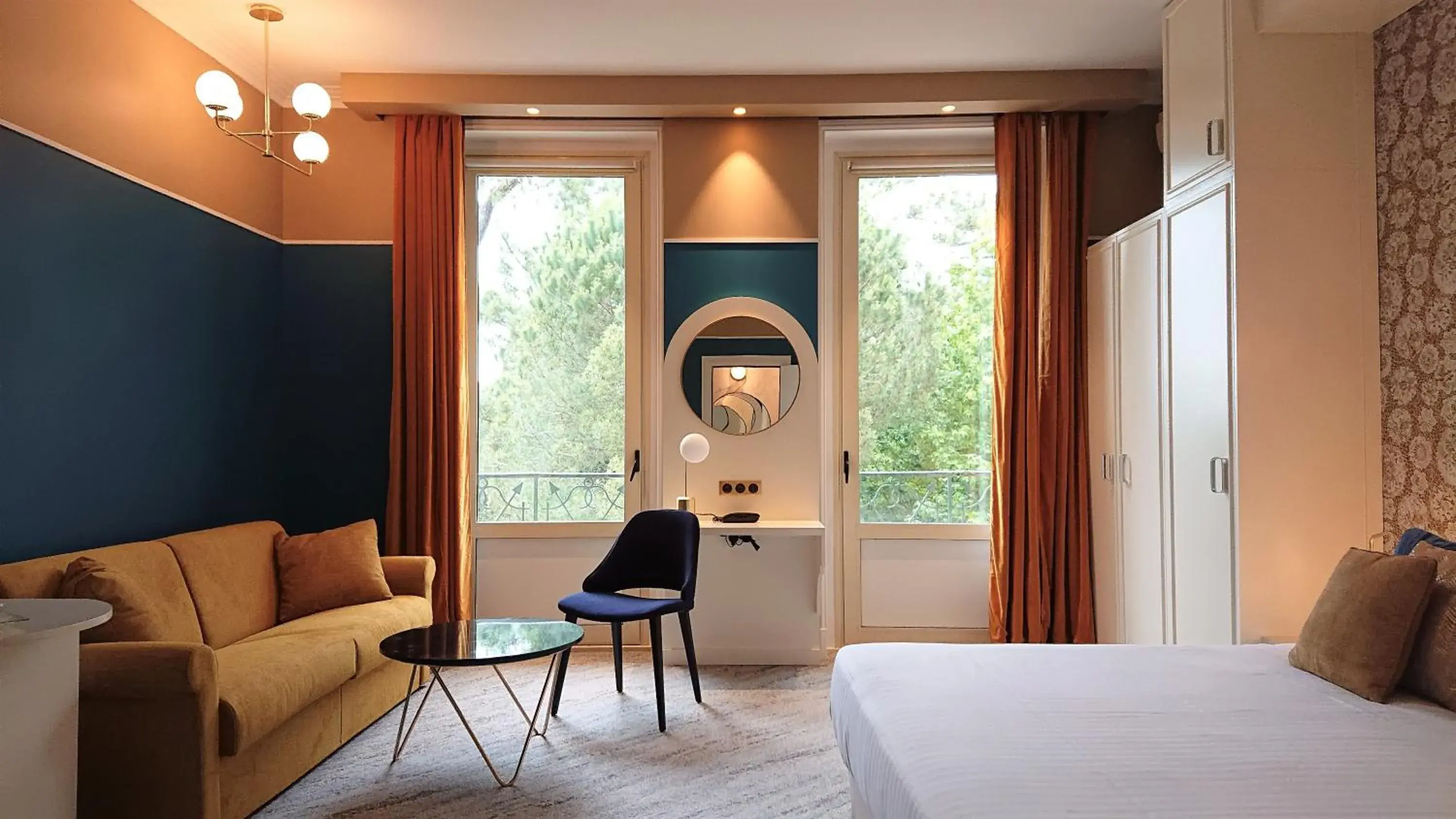 Garden view, Bed in Hôtel The Originals Résidence de Rohan (EX RELAIS DU SILENCE) Garden view, Bed in Hôtel The Originals Résidence de Rohan (EX RELAIS DU SILENCE)