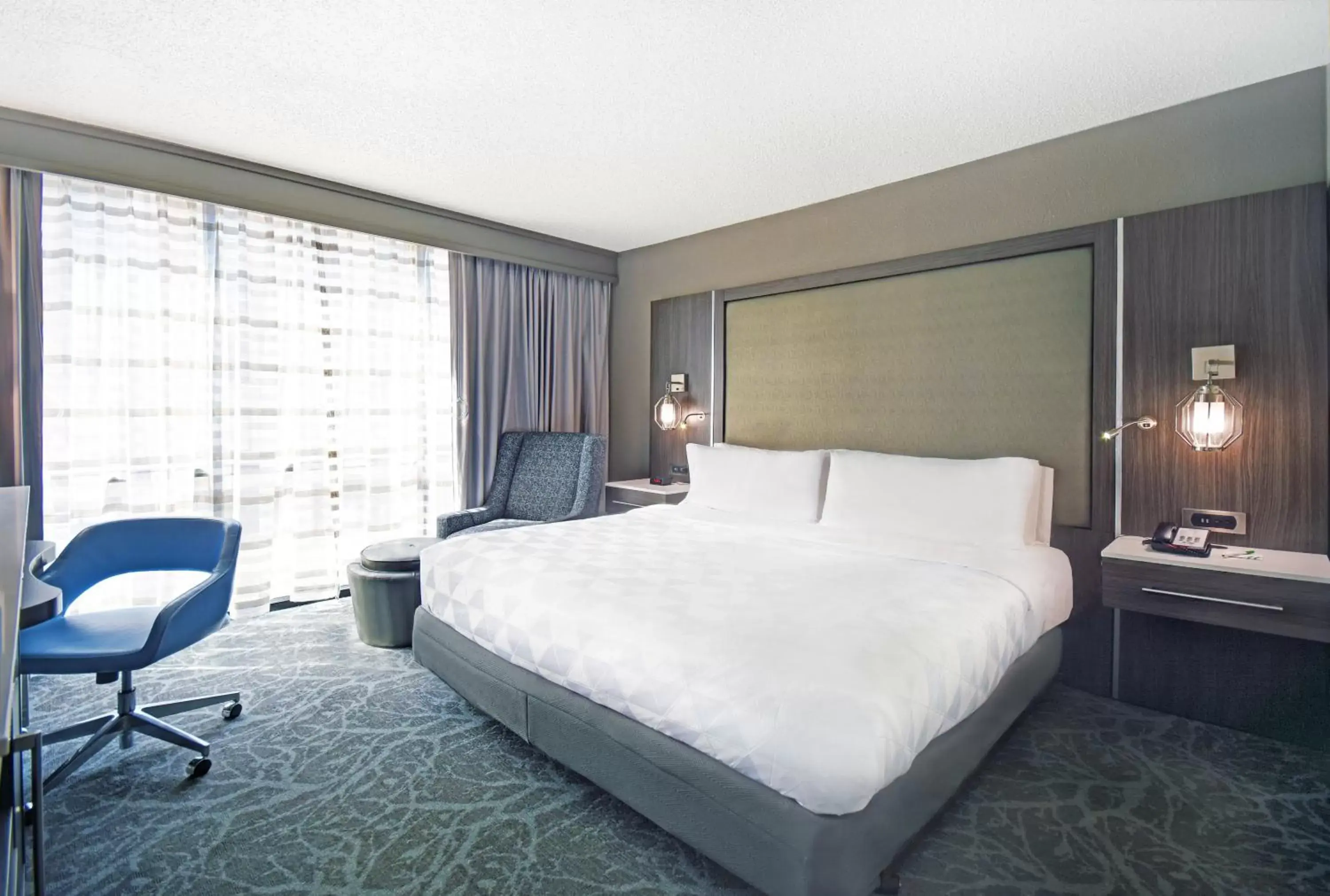 Photo of the whole room, Bed in Holiday Inn - Memphis Downtown - Beale St., an IHG Hotel