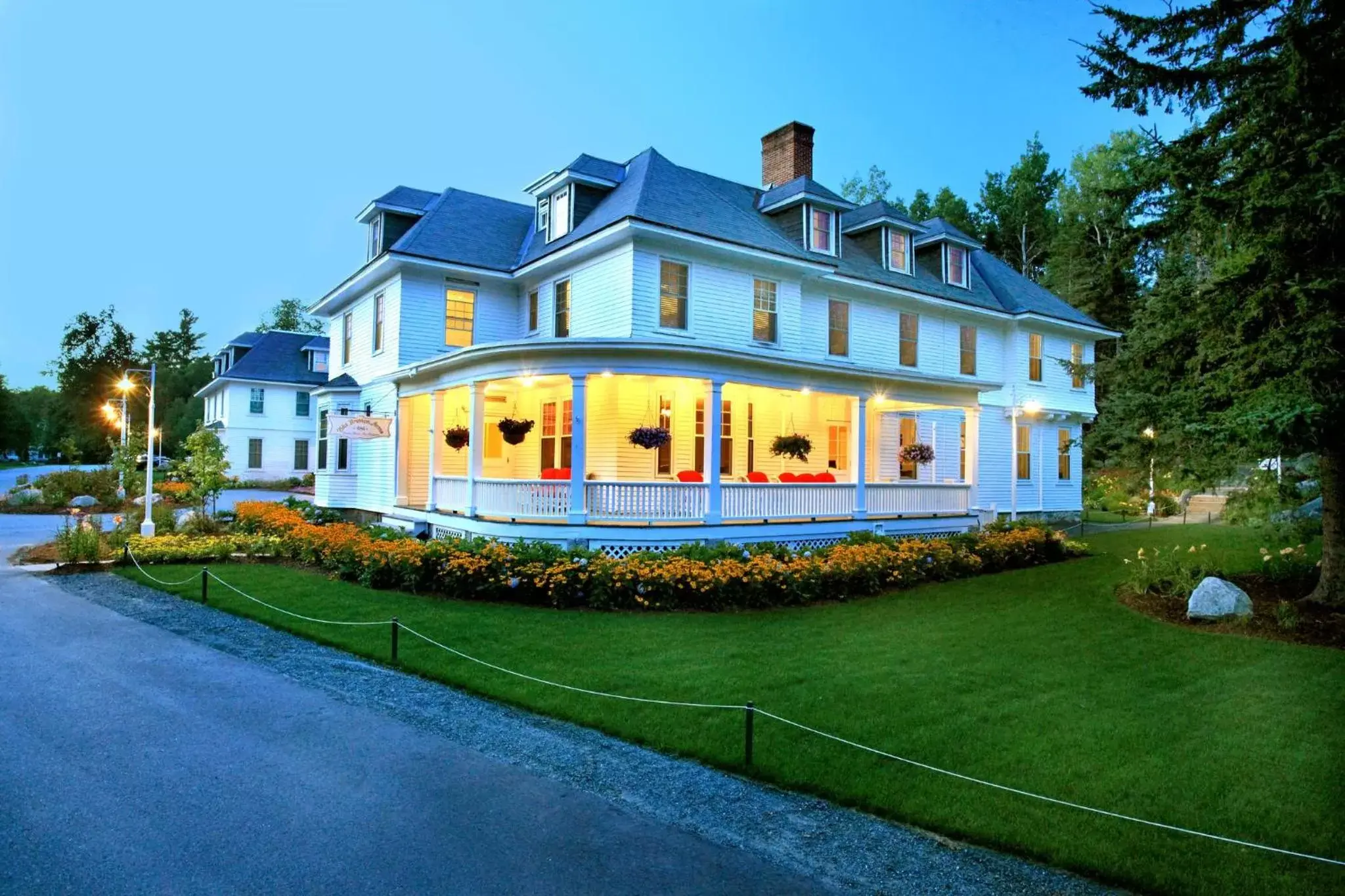 Property building in Omni Bretton Arms Inn at Mount Washington Resort Property building in Omni Bretton Arms Inn at Mount Washington Resort