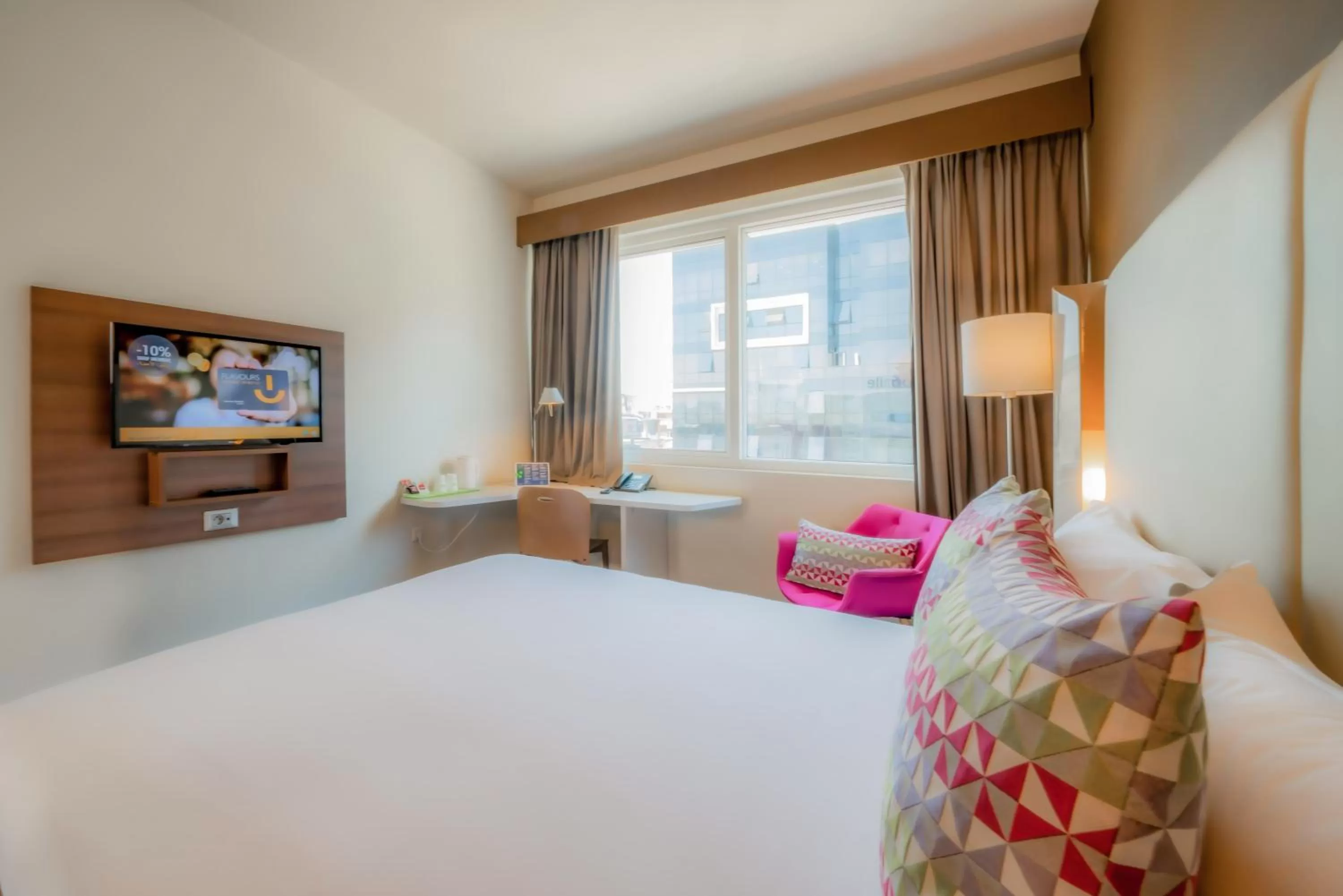 Photo of the whole room, Bed in Campanile Casablanca Centre Ville