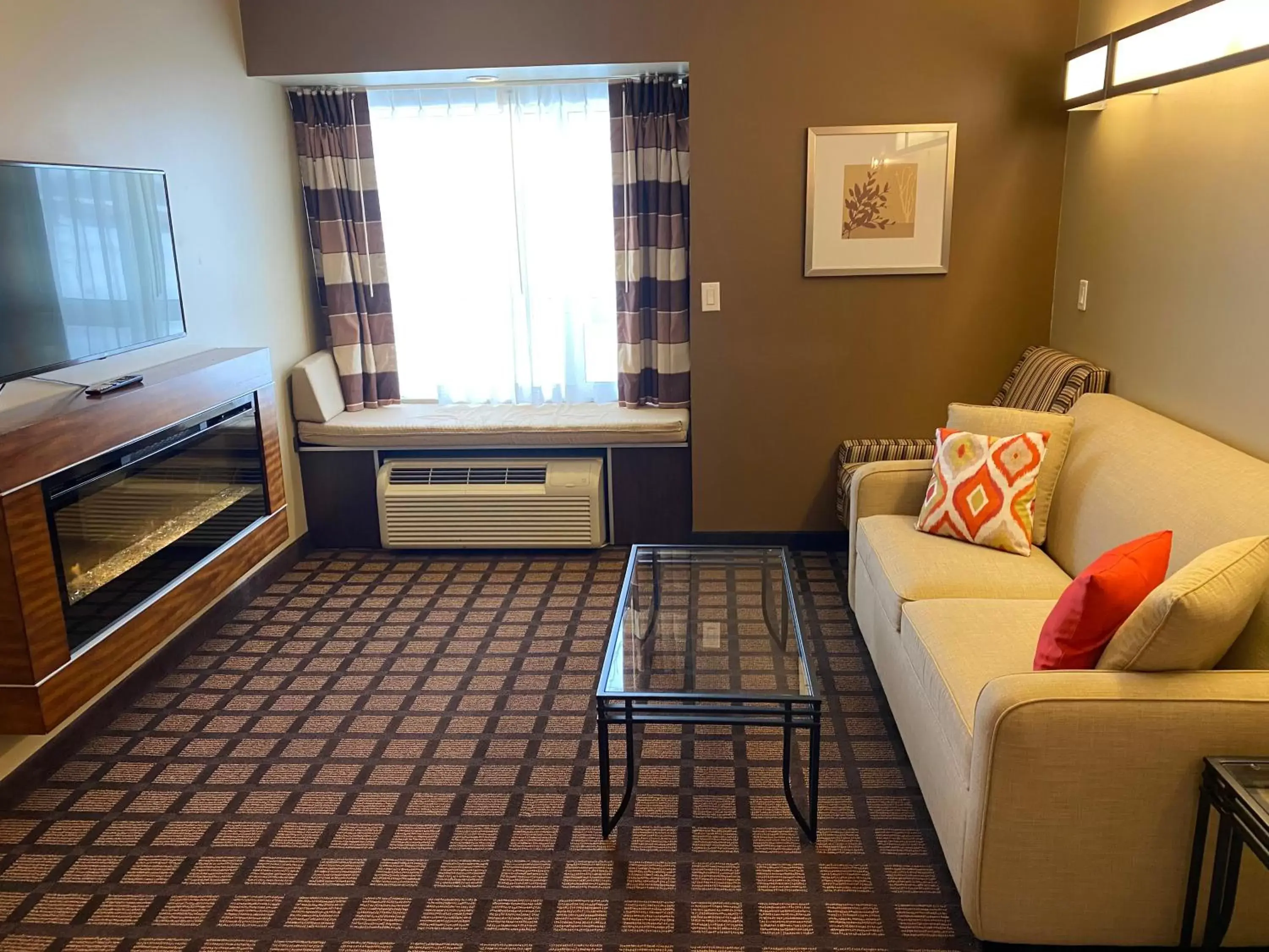 Living room in Microtel Inn & Suites by Wyndham - Timmins