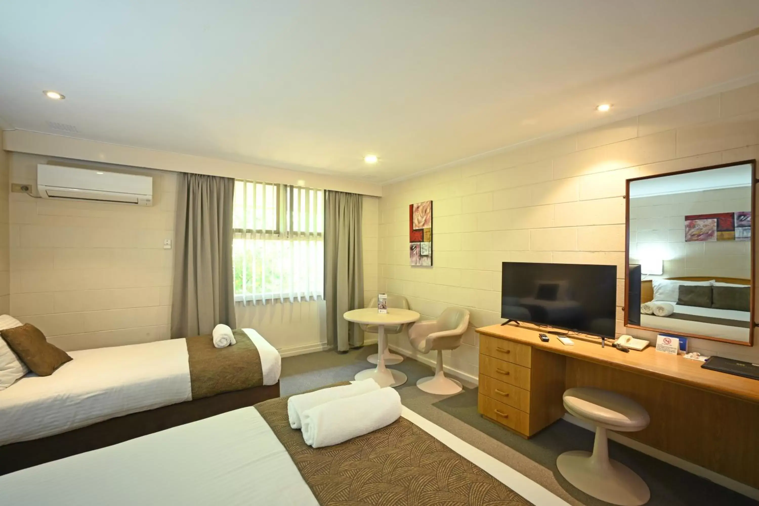 Bed, TV/Entertainment Center in Hospitality Geraldton SureStay Collection by Best Western