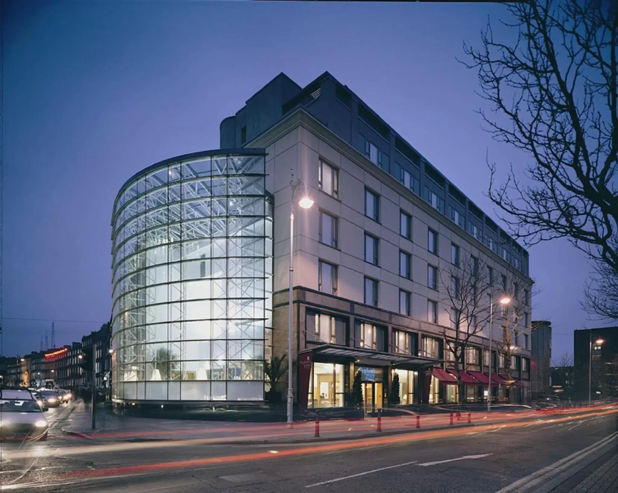 Facade/entrance, Property Building in The Green