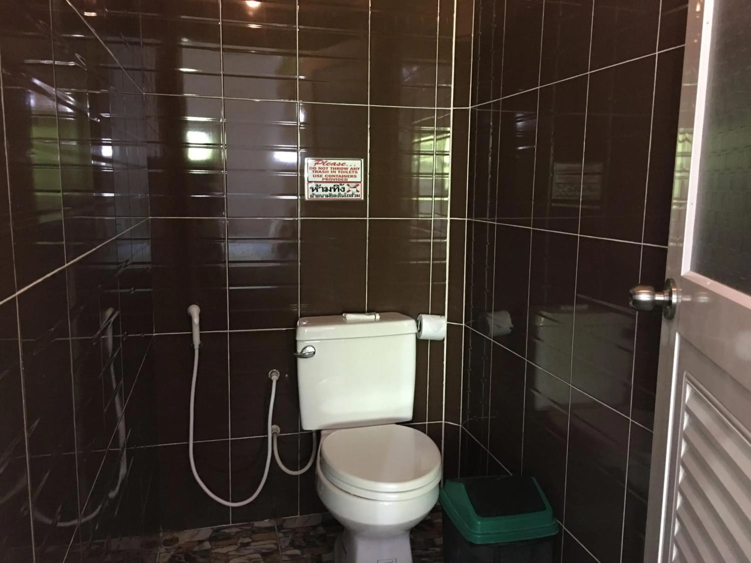 Toilet in Lanta Garden Home