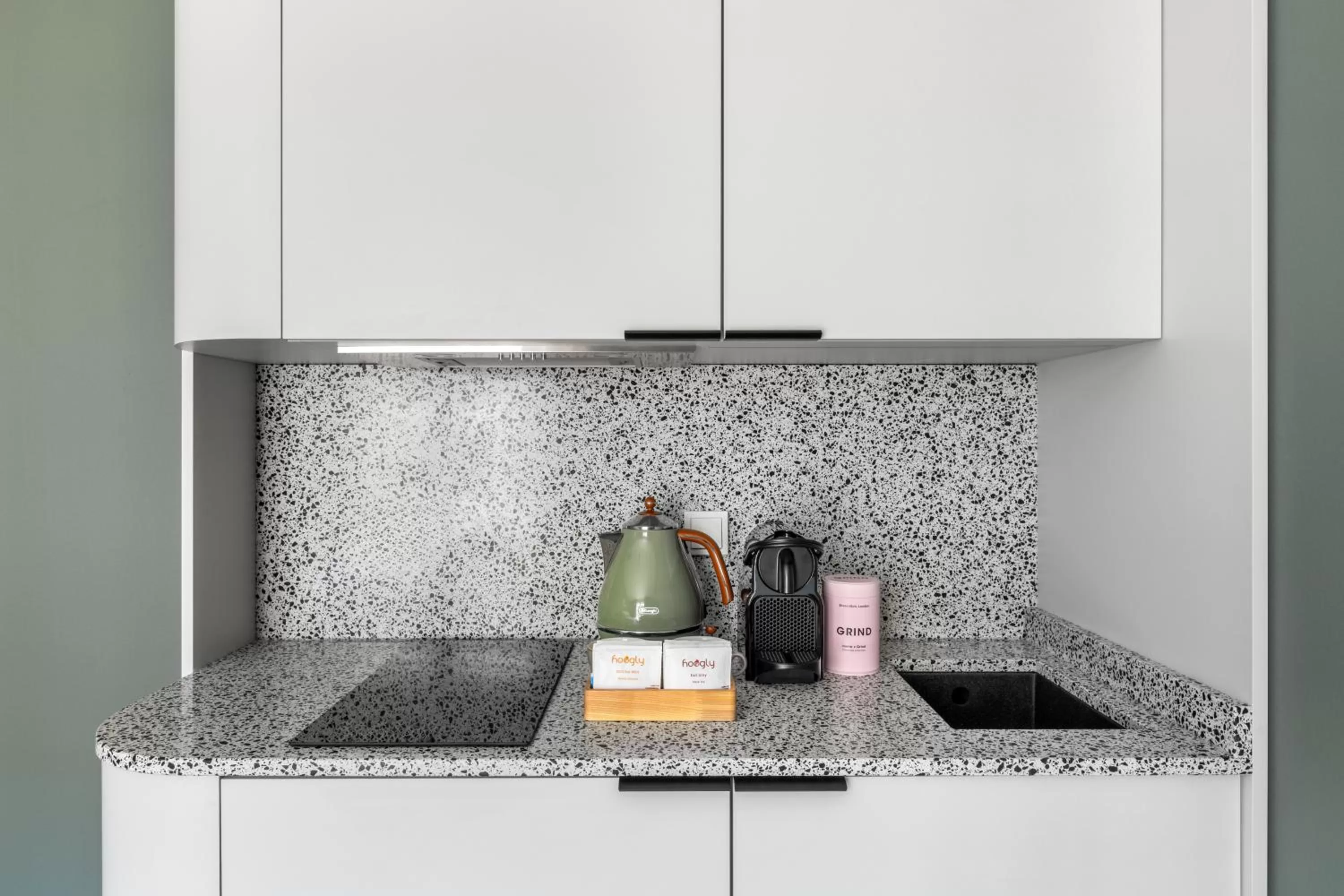 Coffee/tea facilities in Numa Berlin Boxer