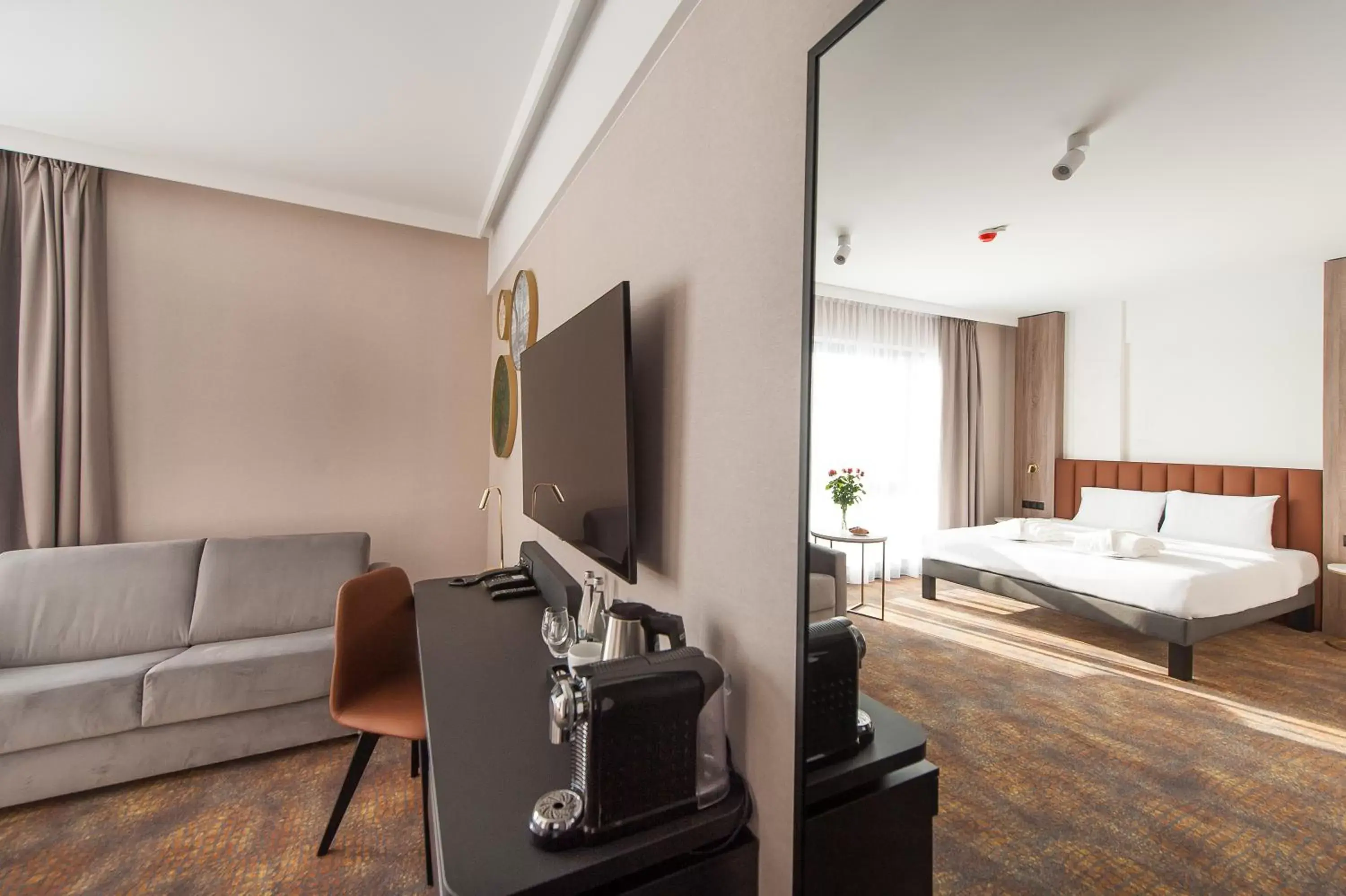 Photo of the whole room, TV/Entertainment Center in Mercure Bialystok