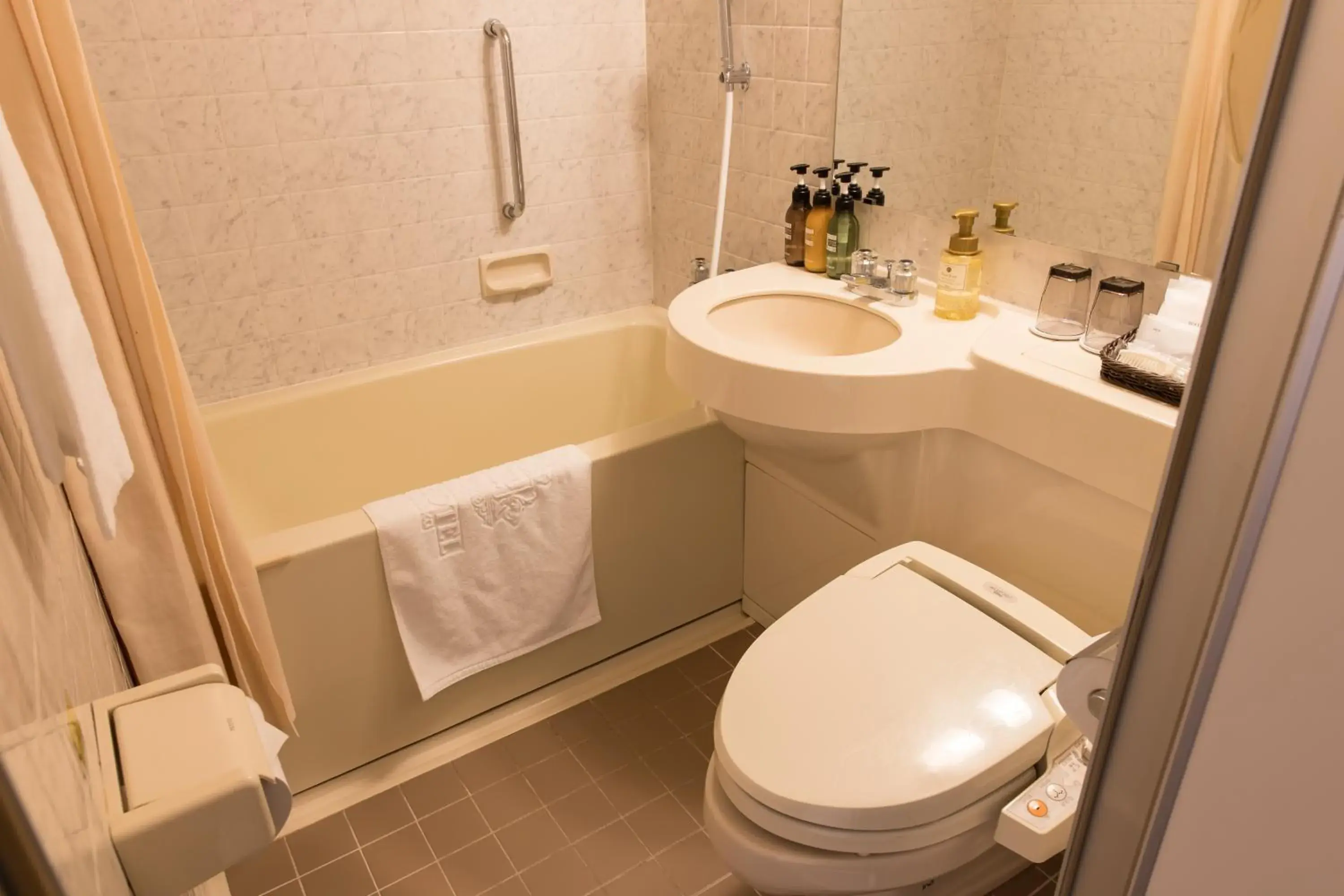 Shower, Bathroom in IP City Hotel Osaka - Imperial Palace Group