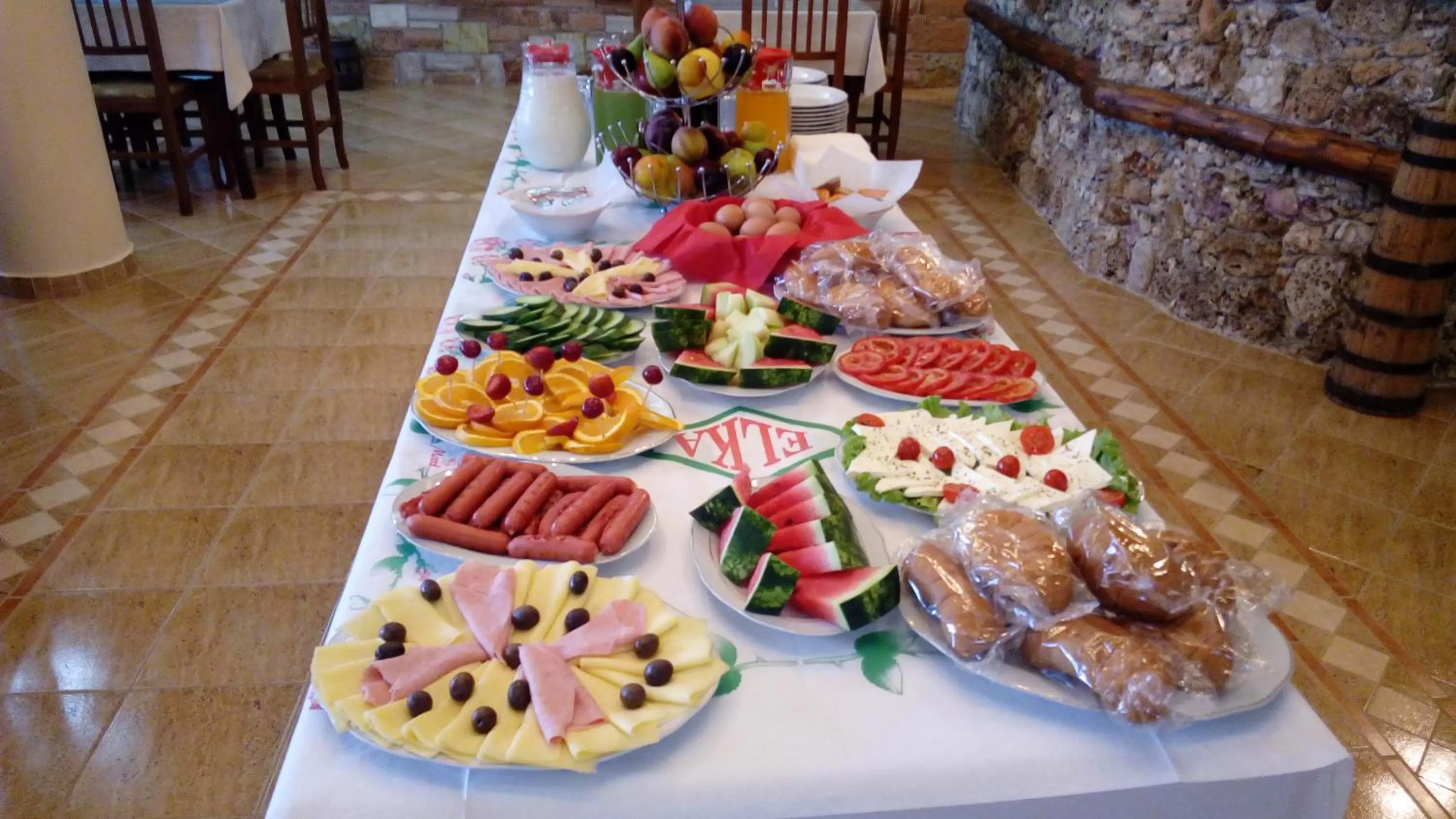 Food and drinks in Hotel Piccolino