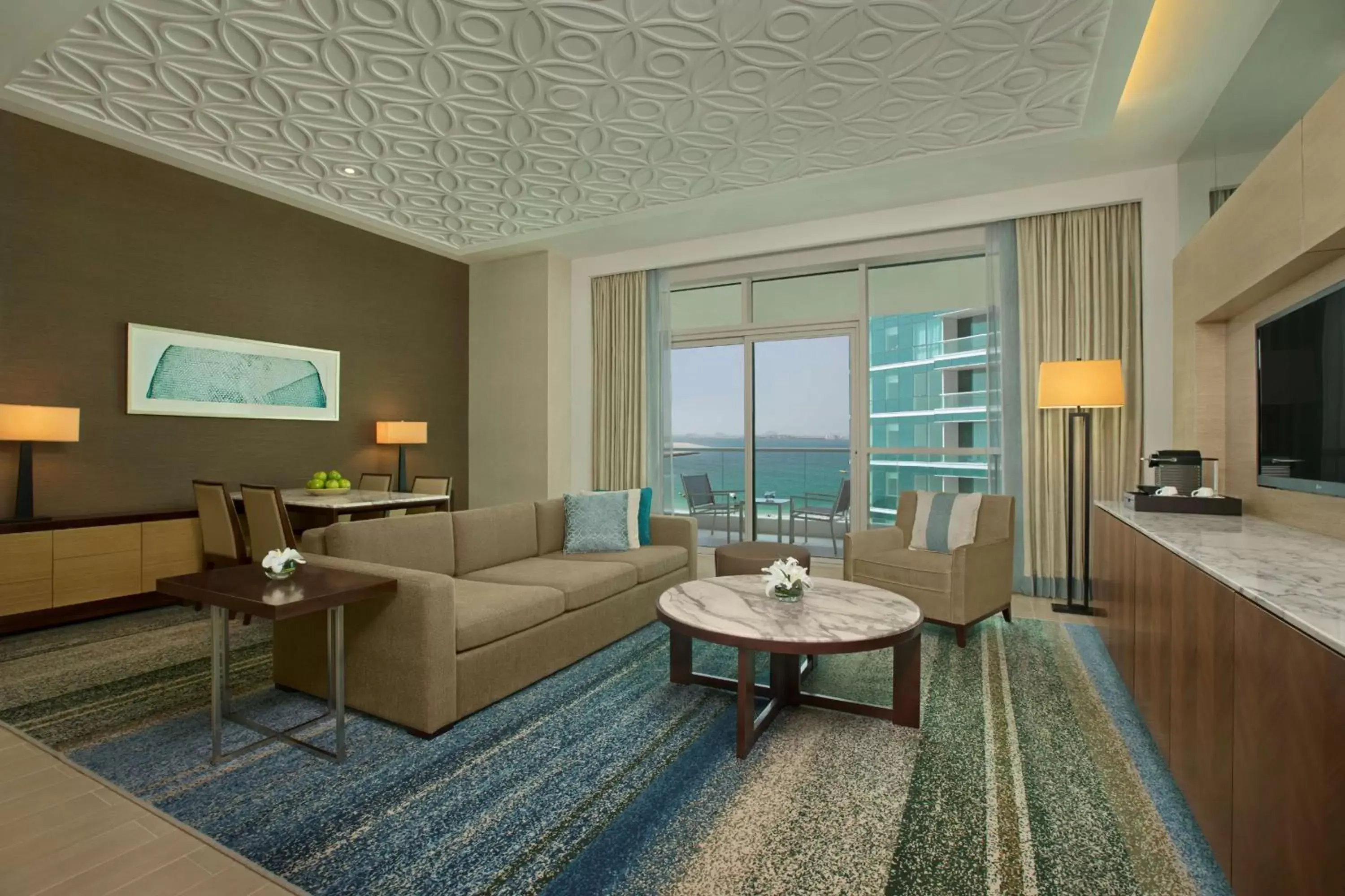 Living room, Seating Area in DoubleTree by Hilton Dubai Jumeirah Beach