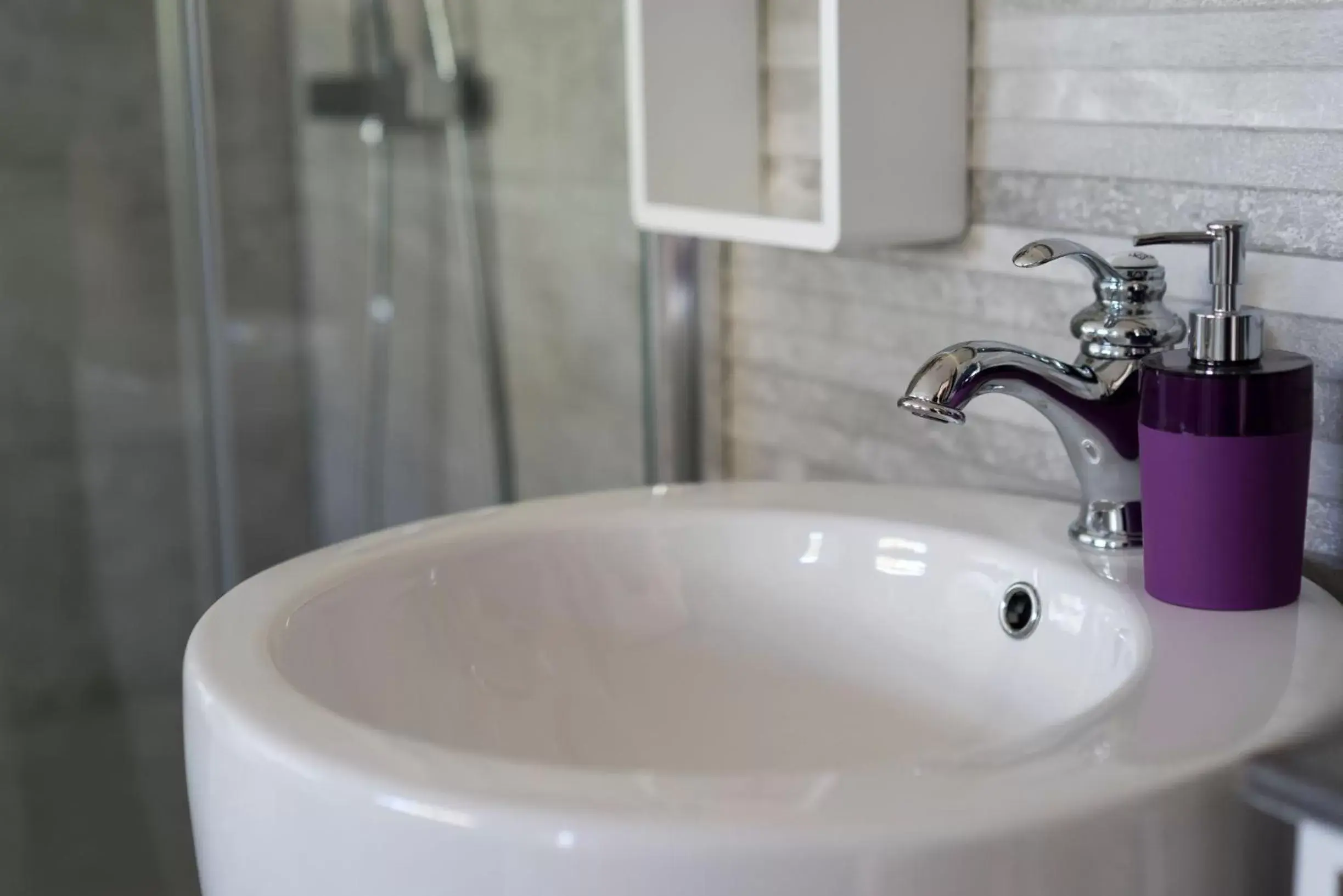 Bathroom in Hôtes'Antic Provence