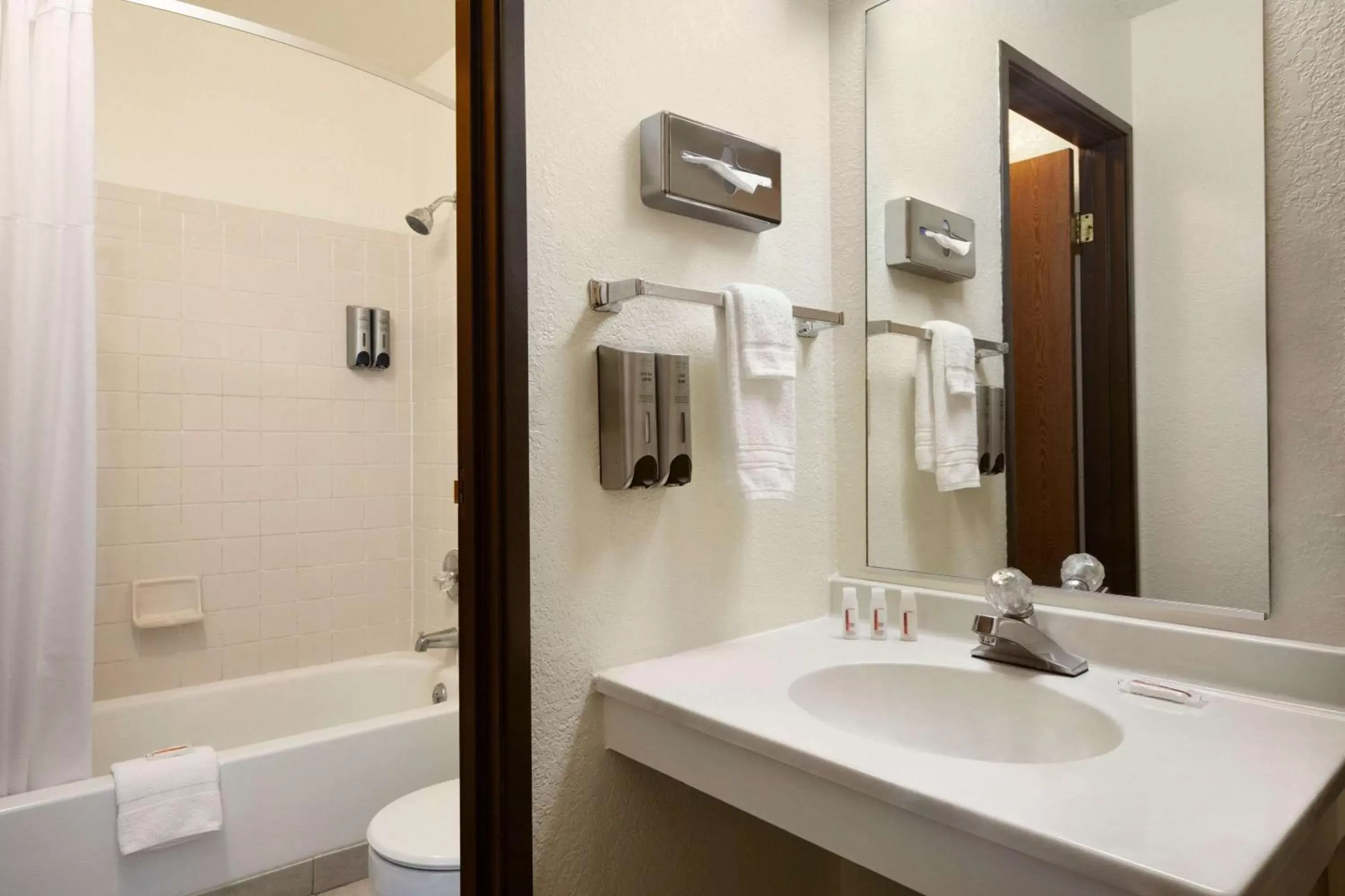 Bathroom in Super 8 by Wyndham Colorado Springs/Afa Area