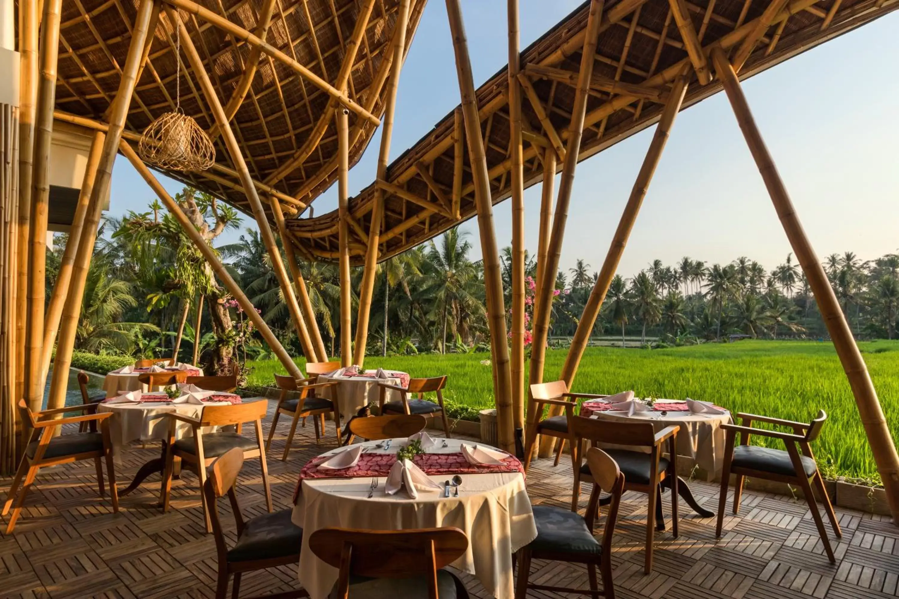 Restaurant/Places to Eat in Wadari Ubud Retreat