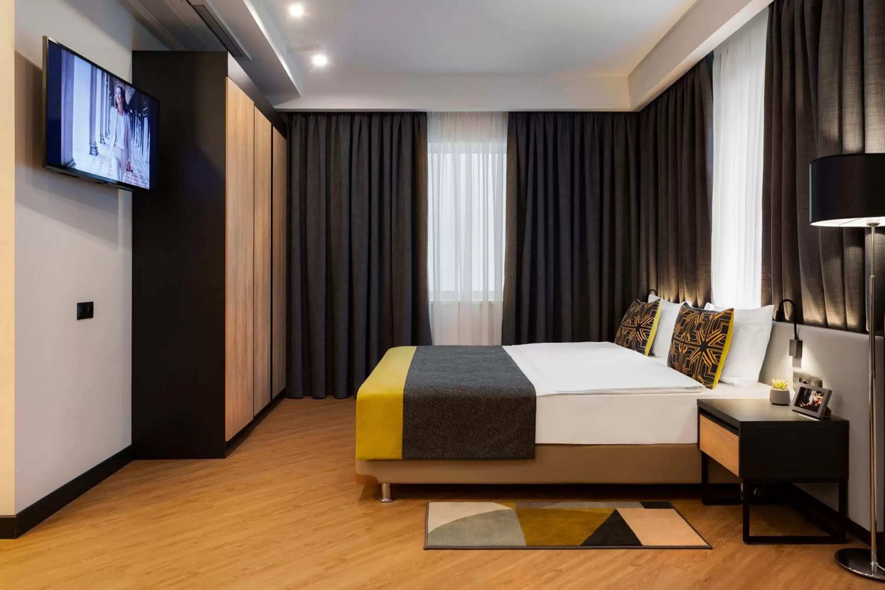 Bed in Citadines City Centre Tbilisi Apart`hotel