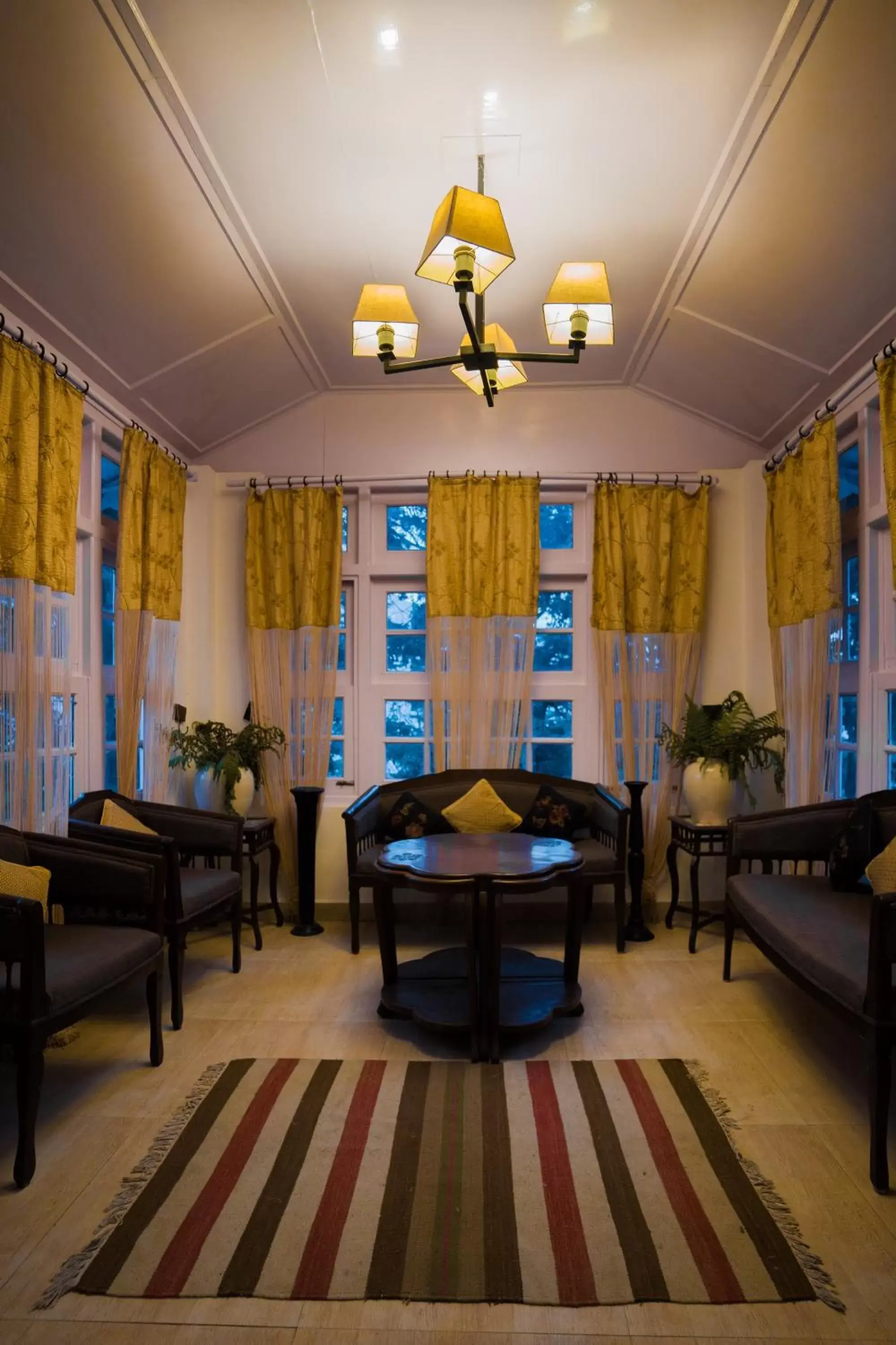 Lounge or bar, Seating Area in Bhikampur Lodge By Howard Lounge or bar, Seating Area in Bhikampur Lodge By Howard