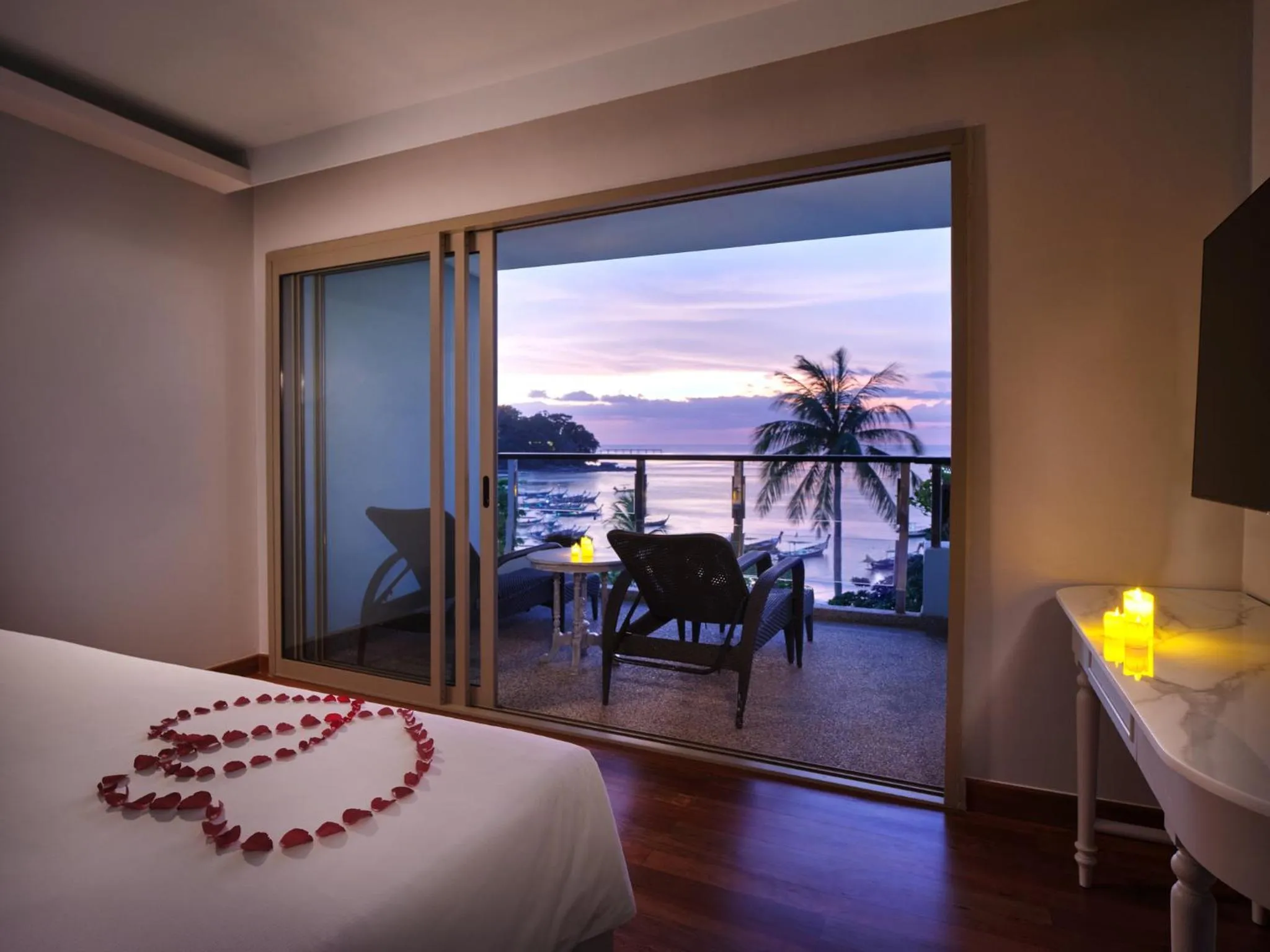 Bed in Homm Bliss Southbeach Patong