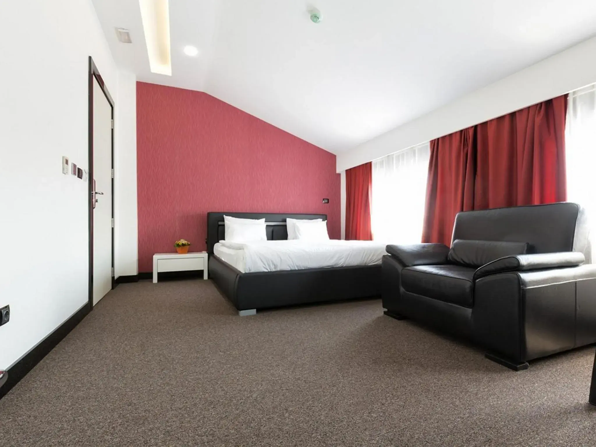 Bedroom, Room Photo in Nova City Hotel Signature Collection Belgrade