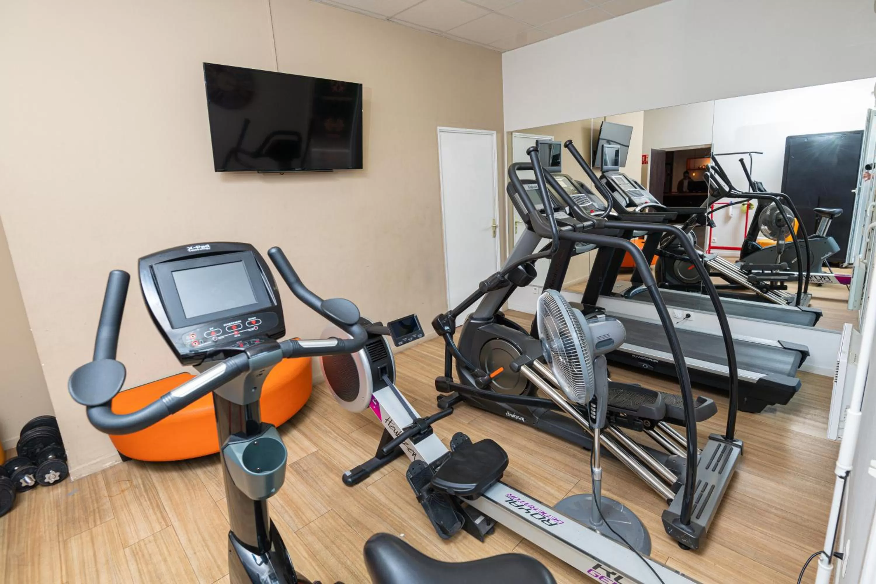 Fitness centre/facilities in Apparthotel Privilodges Lyon Lumière