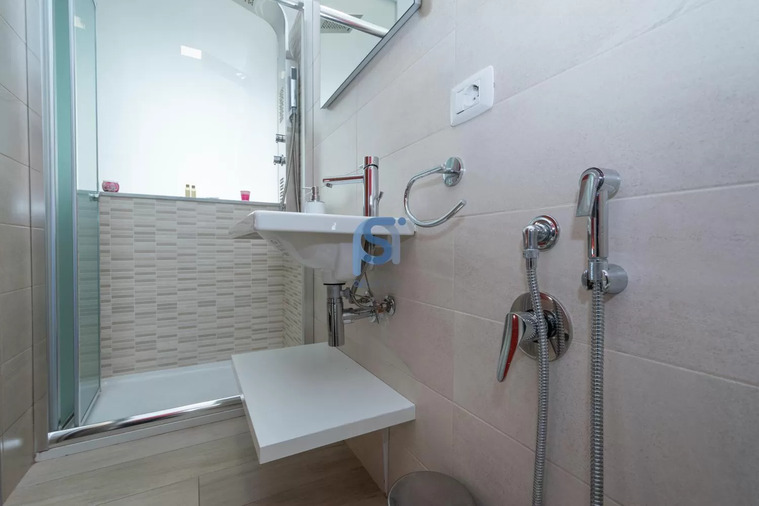 Bathroom in B&B Panorama - Self Check in