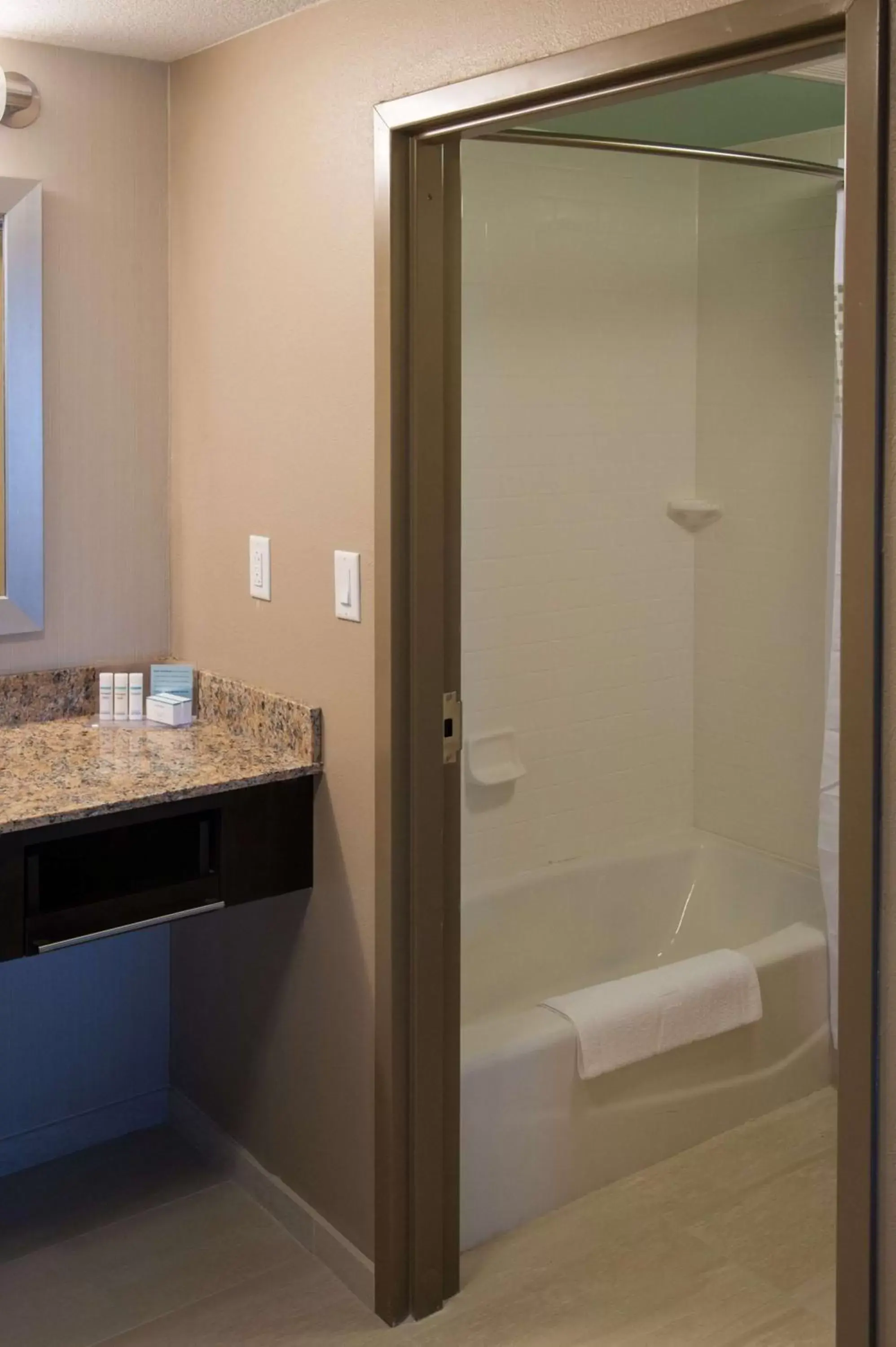 Bathroom in Hampton Inn & Suites Gulfport