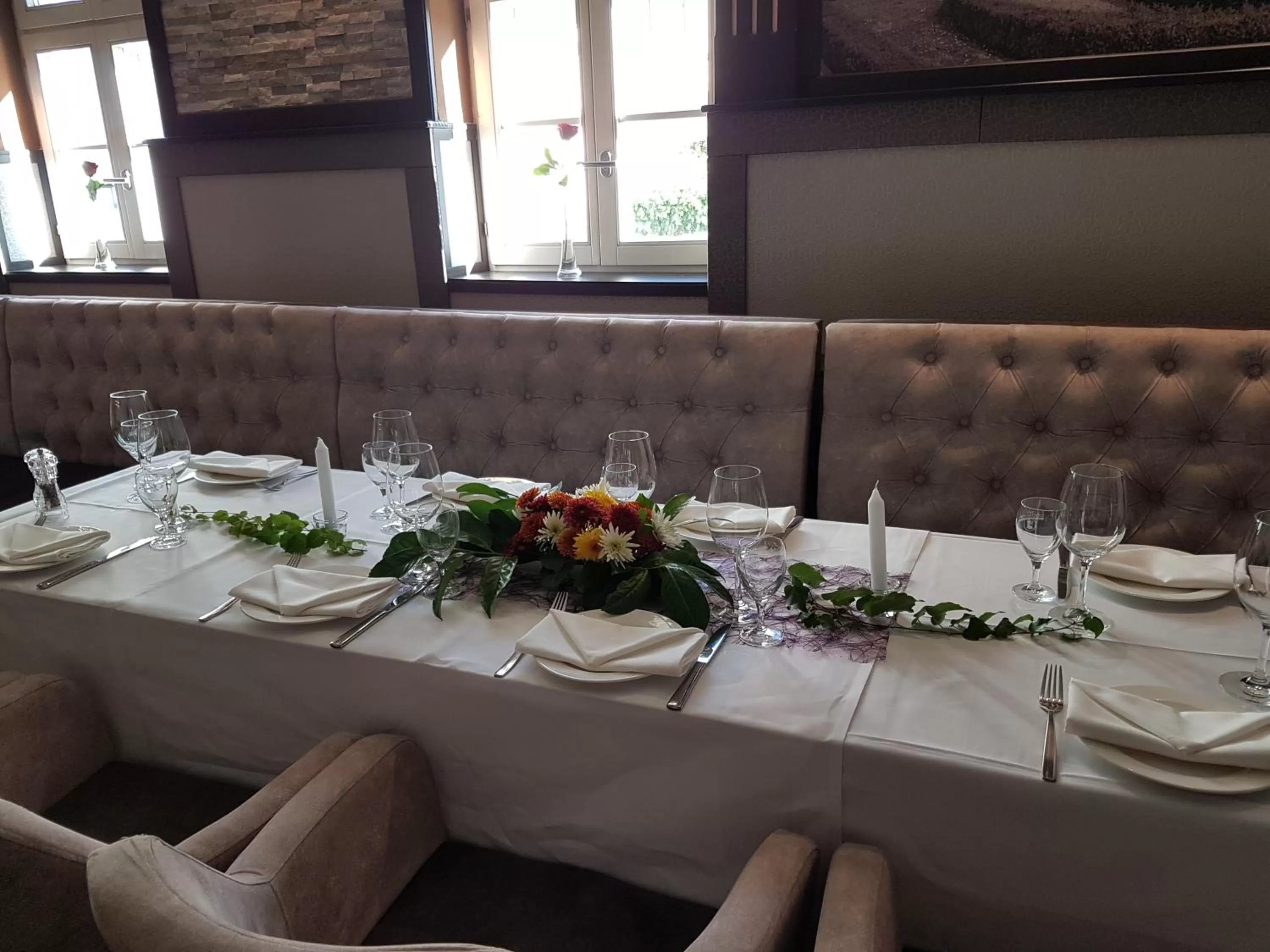 Restaurant/places to eat in Hotel Zum Weissen Ross