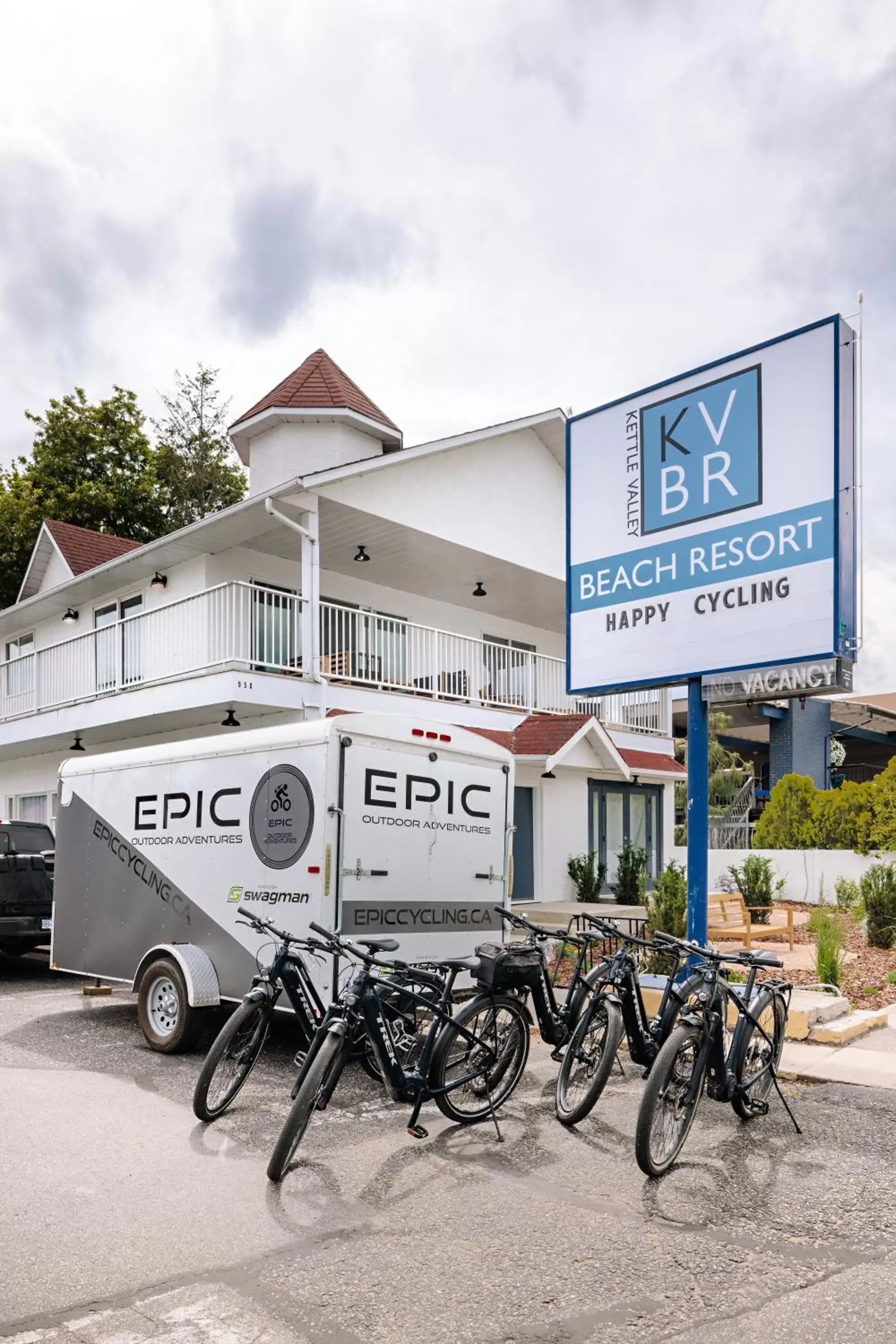 Cycling, Property Building in Kettle Valley Beach Resort