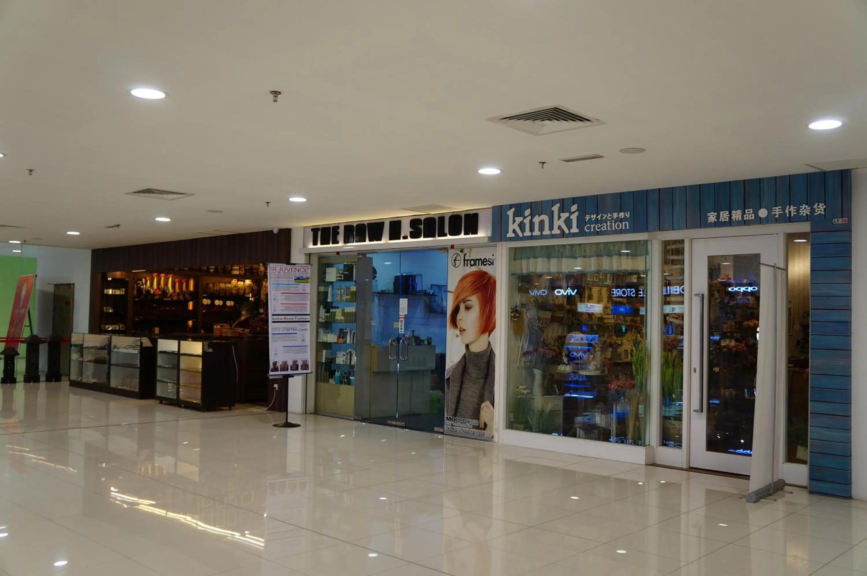 Area and facilities in Greens Hotel & Suites