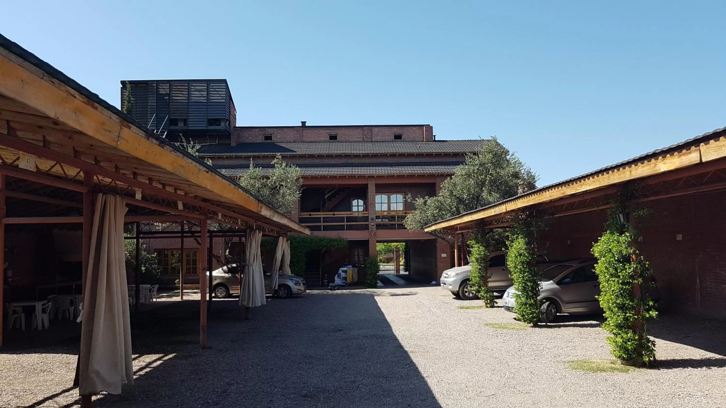 Property building in Colorina Complejo Residencial