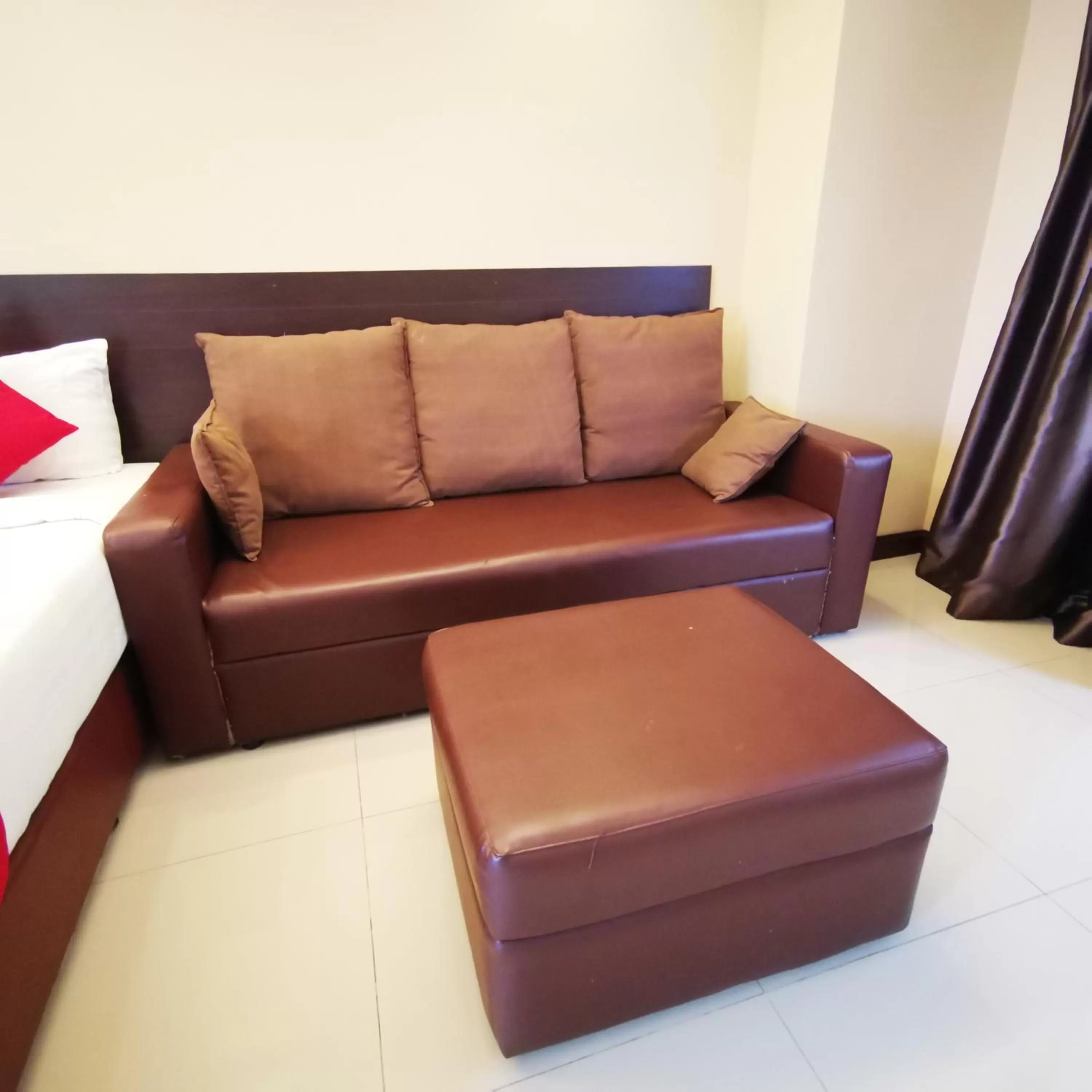 Seating area in KKinn South Pattaya