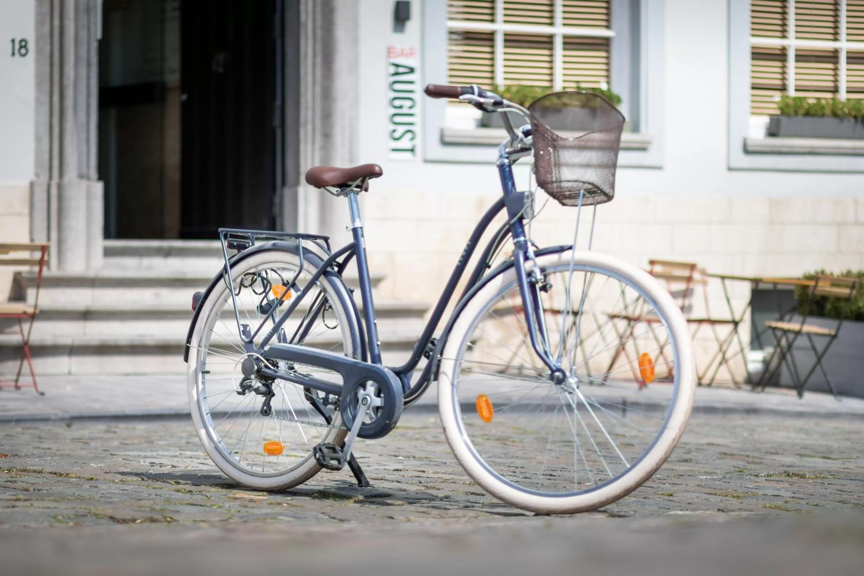 Cycling in Hotel Augustyn Brugge