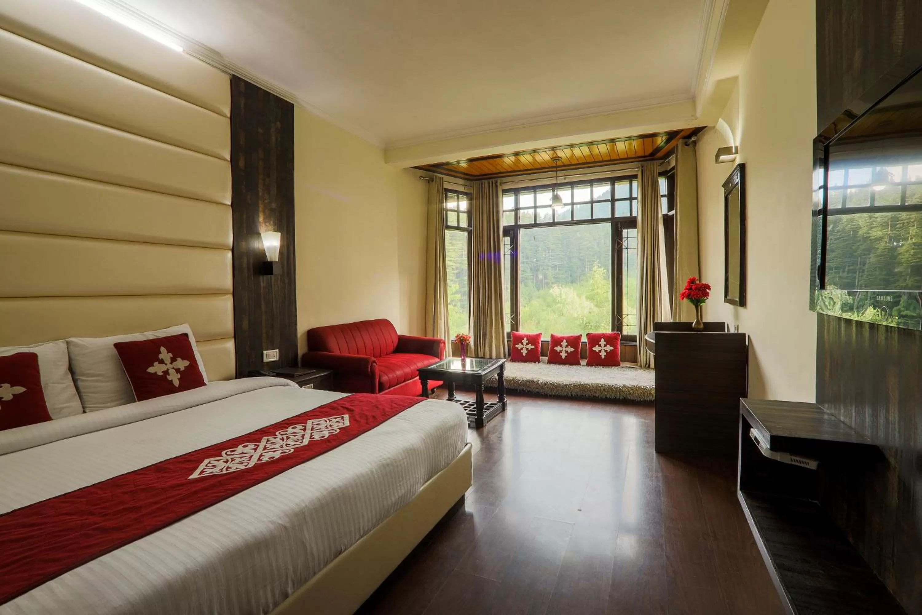 Snow Valley Resorts & Spa Manali