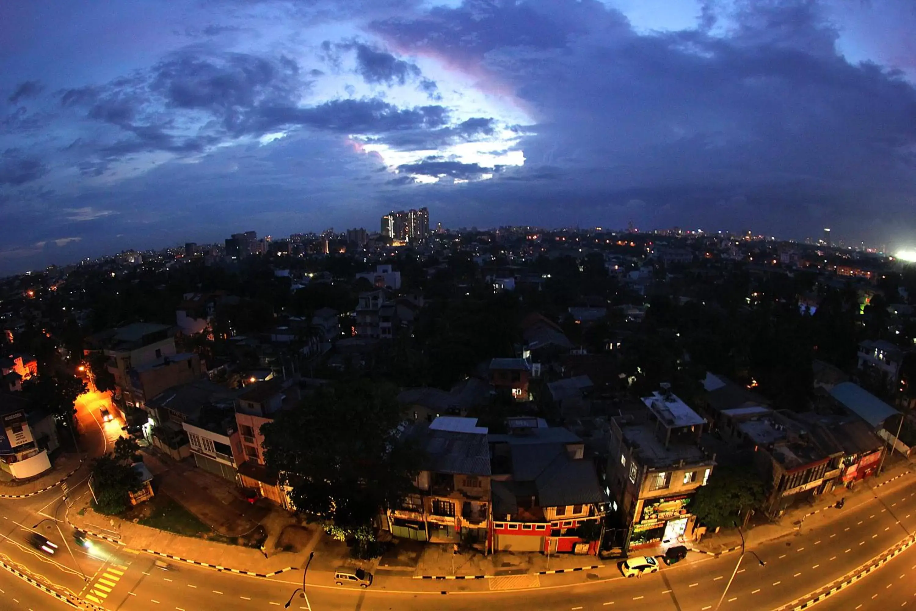 Bird's eye view, Bird's-eye View in Best Western Elyon Colombo
