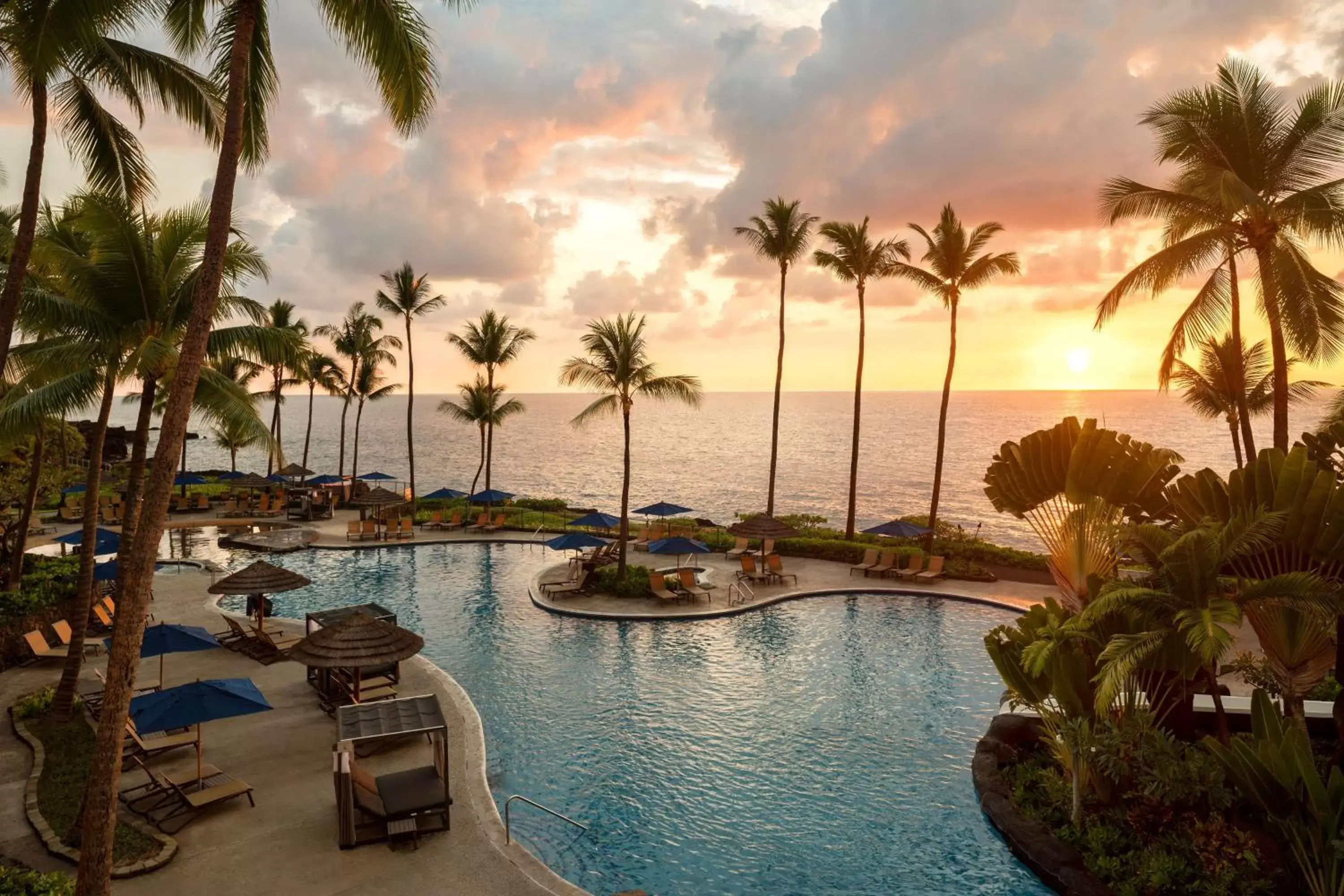 Pool view, Swimming Pool in Outrigger Kona Resort and Spa