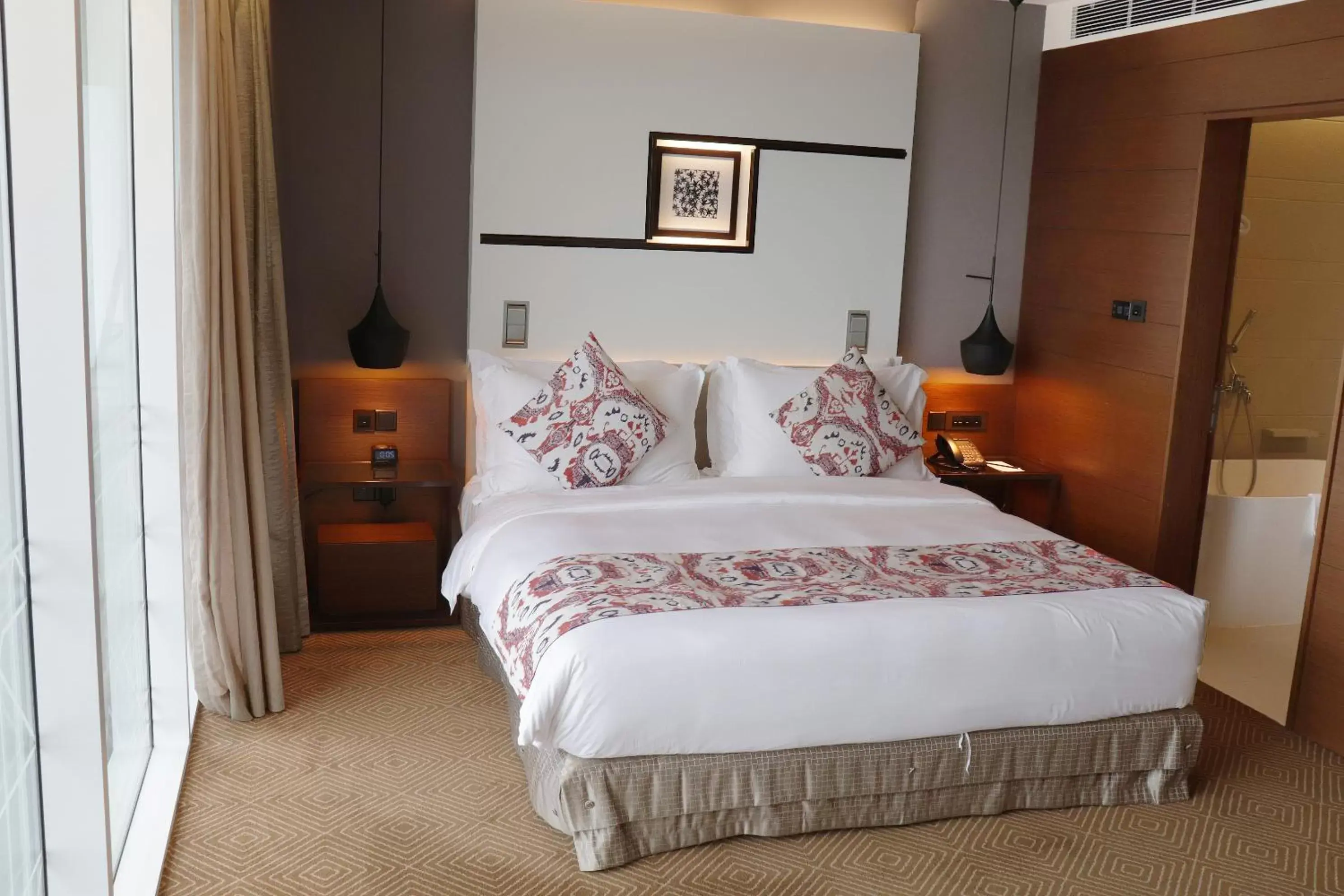 Bed in Movenpick Hotel & Convention Centre KLIA