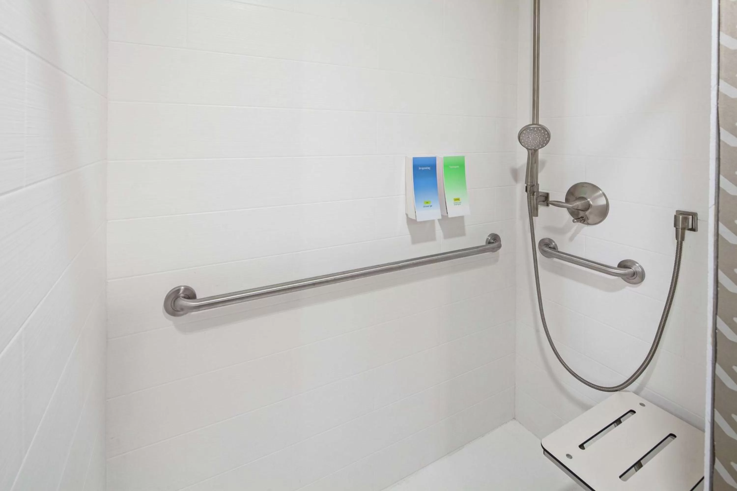 Bathroom in Home2 Suites By Hilton Alameda Oakland Airport