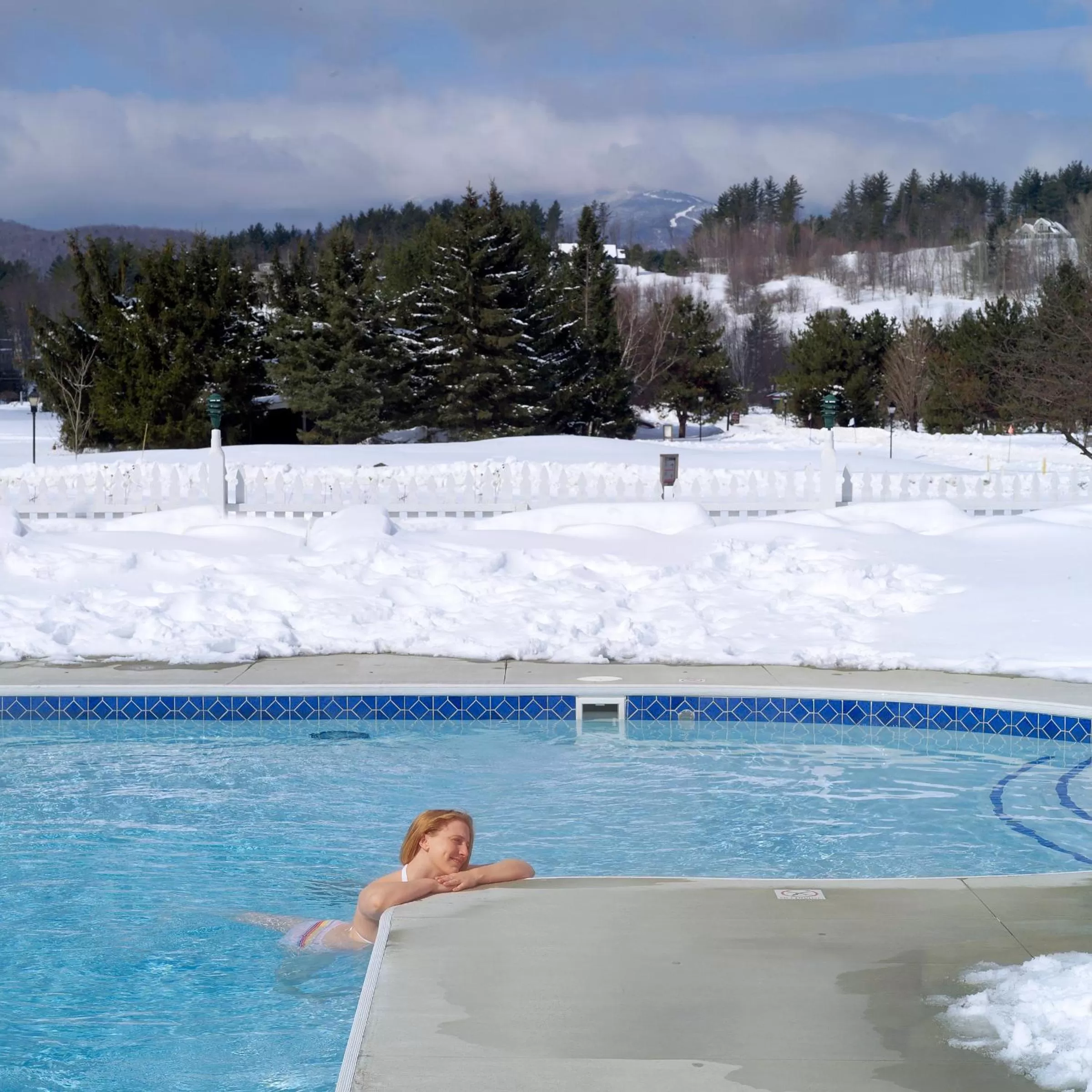 Swimming pool in Stoweflake Mountain Resort & Spa