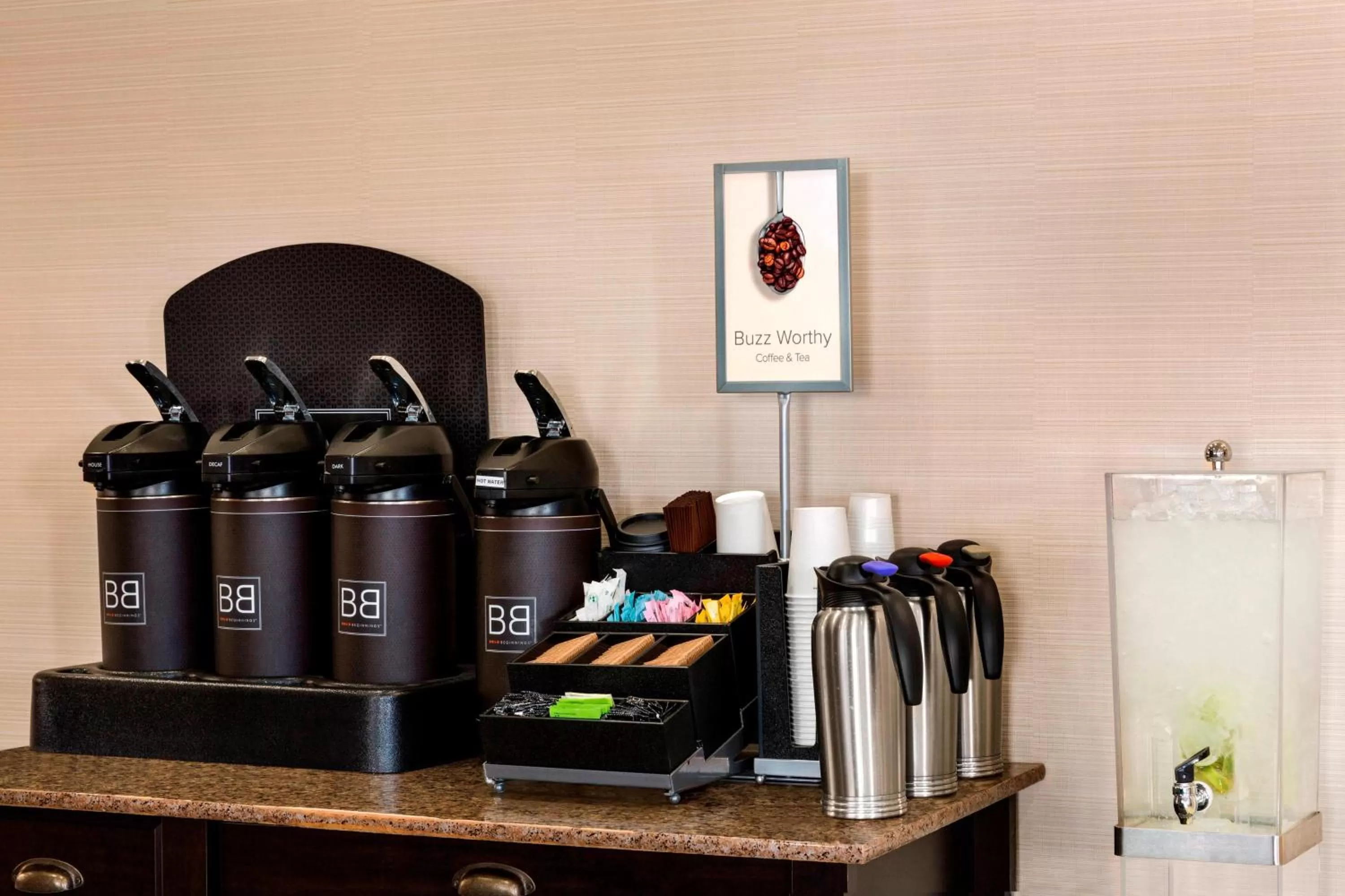 Restaurant/places to eat, Coffee/Tea Facilities in Fairfield Inn & Suites Oklahoma City Quail Springs/South Edmond