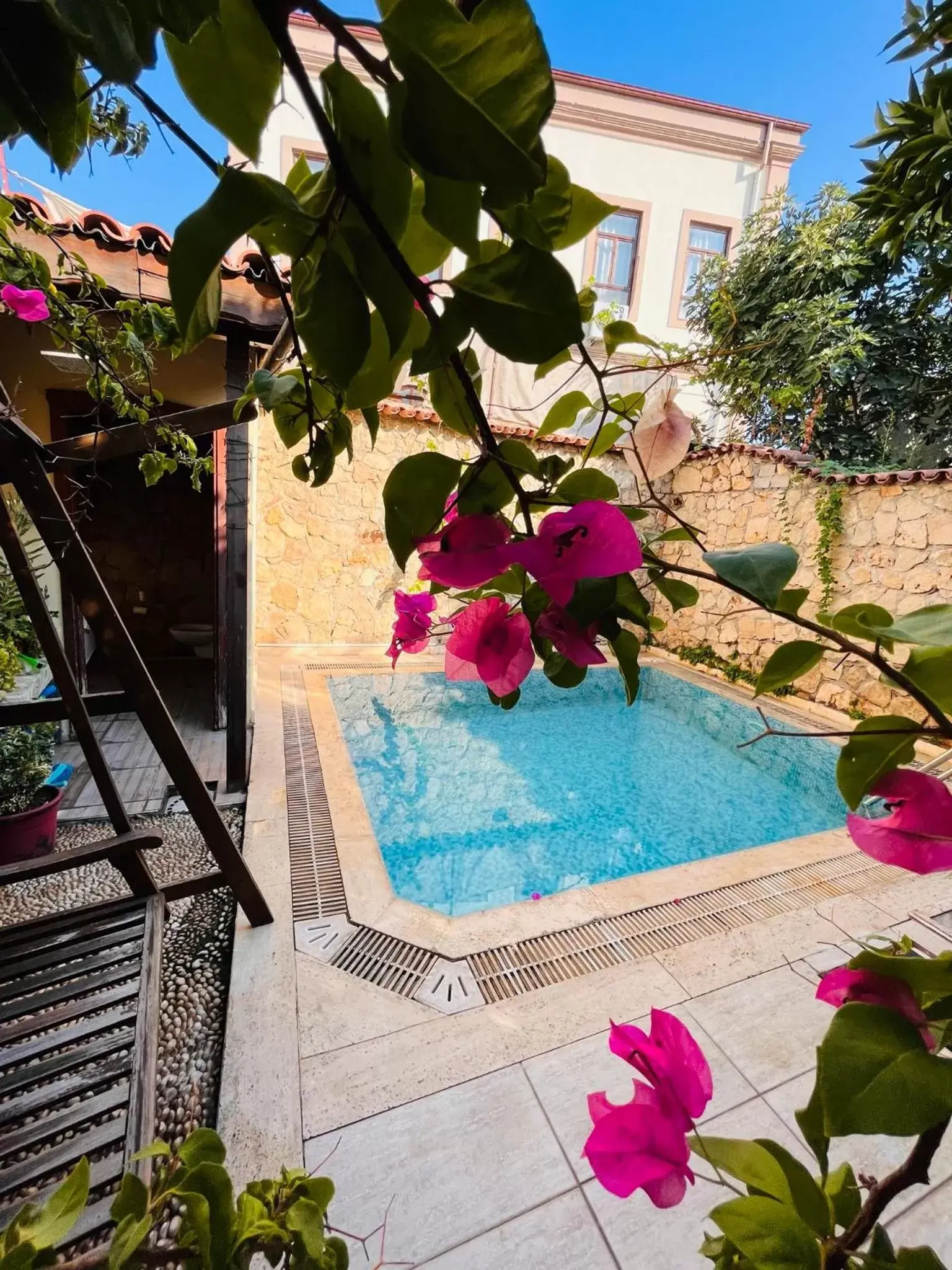 Patio, Swimming Pool in Kaleici Hotel