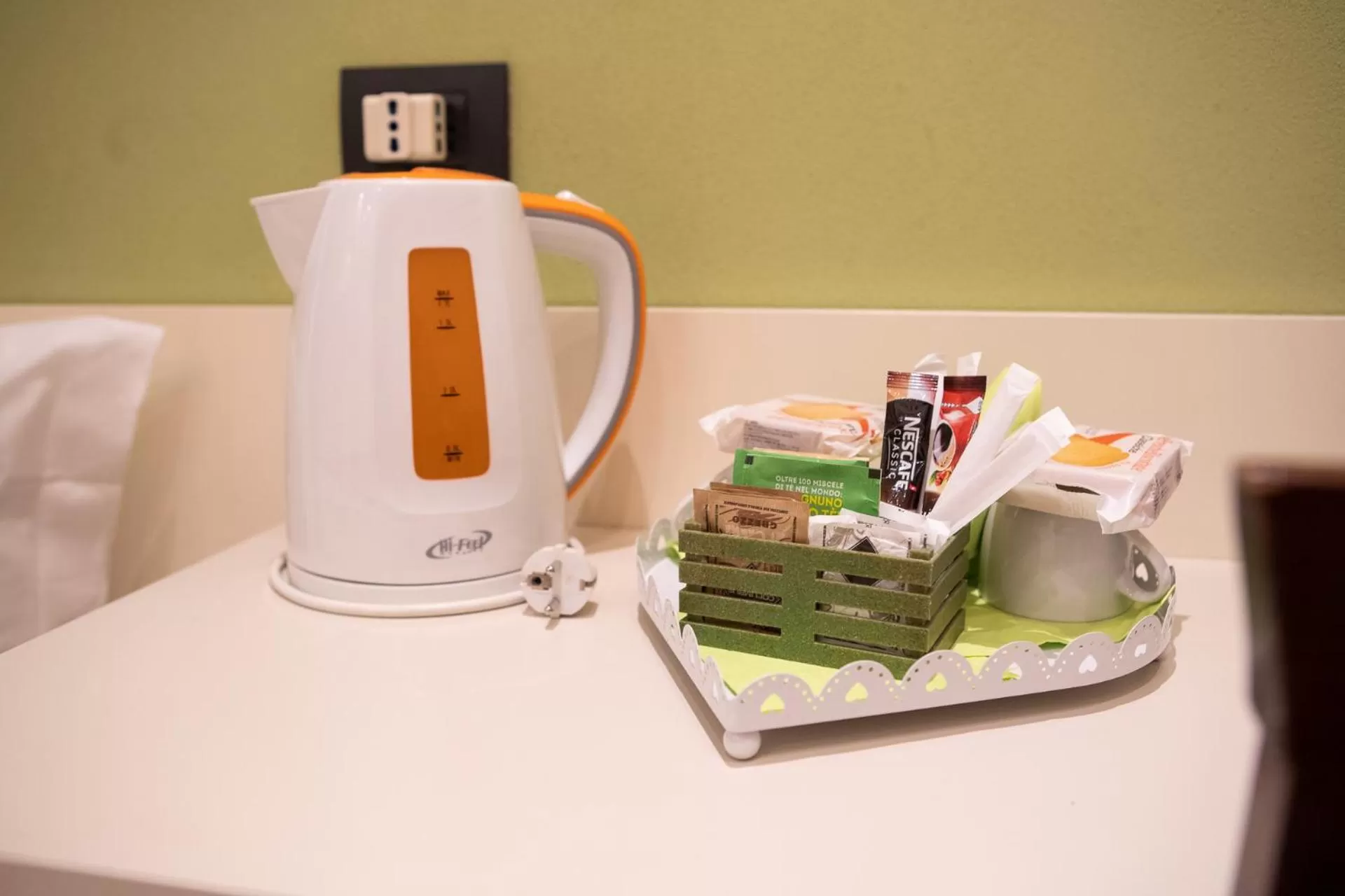 Coffee/tea facilities in Affittacamere Serena