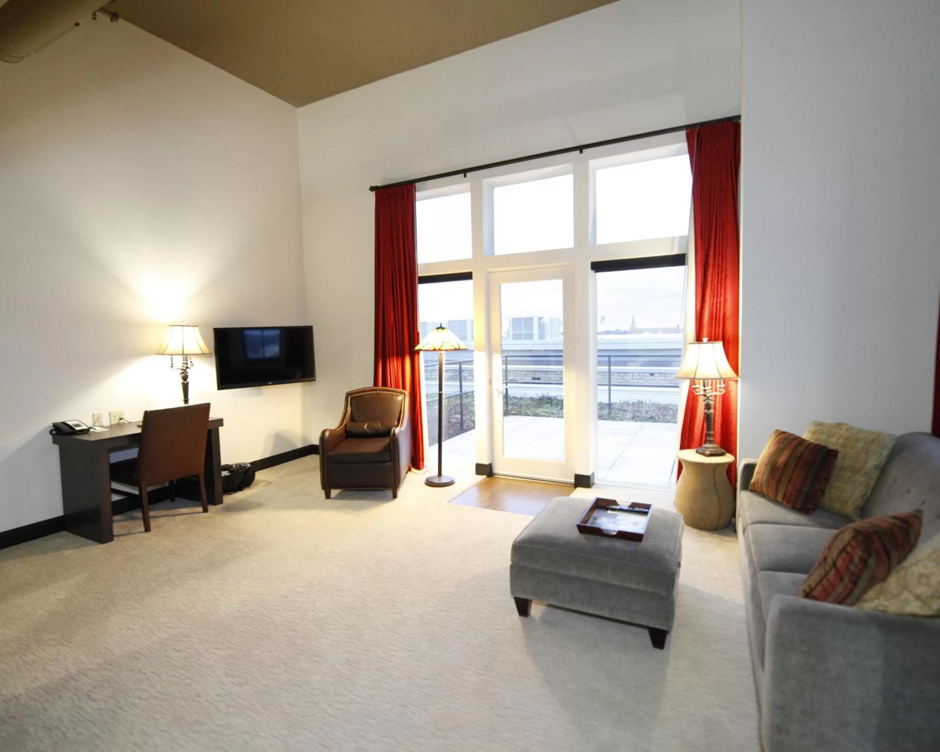 Guests in Brewhouse Inn and Suites