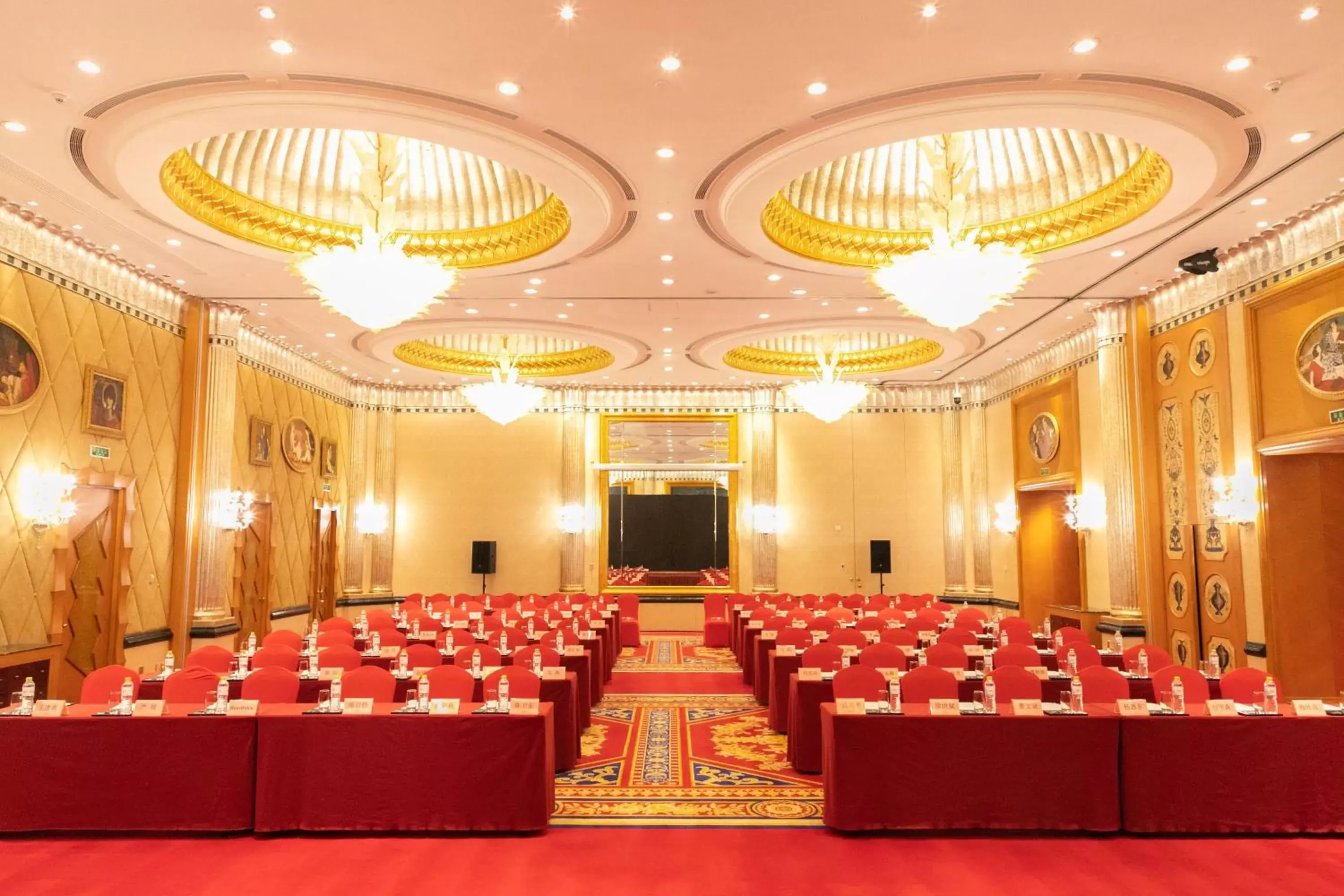 Banquet/Function facilities, Banquet Facilities in Crowne Plaza Qingdao, an IHG Hotel