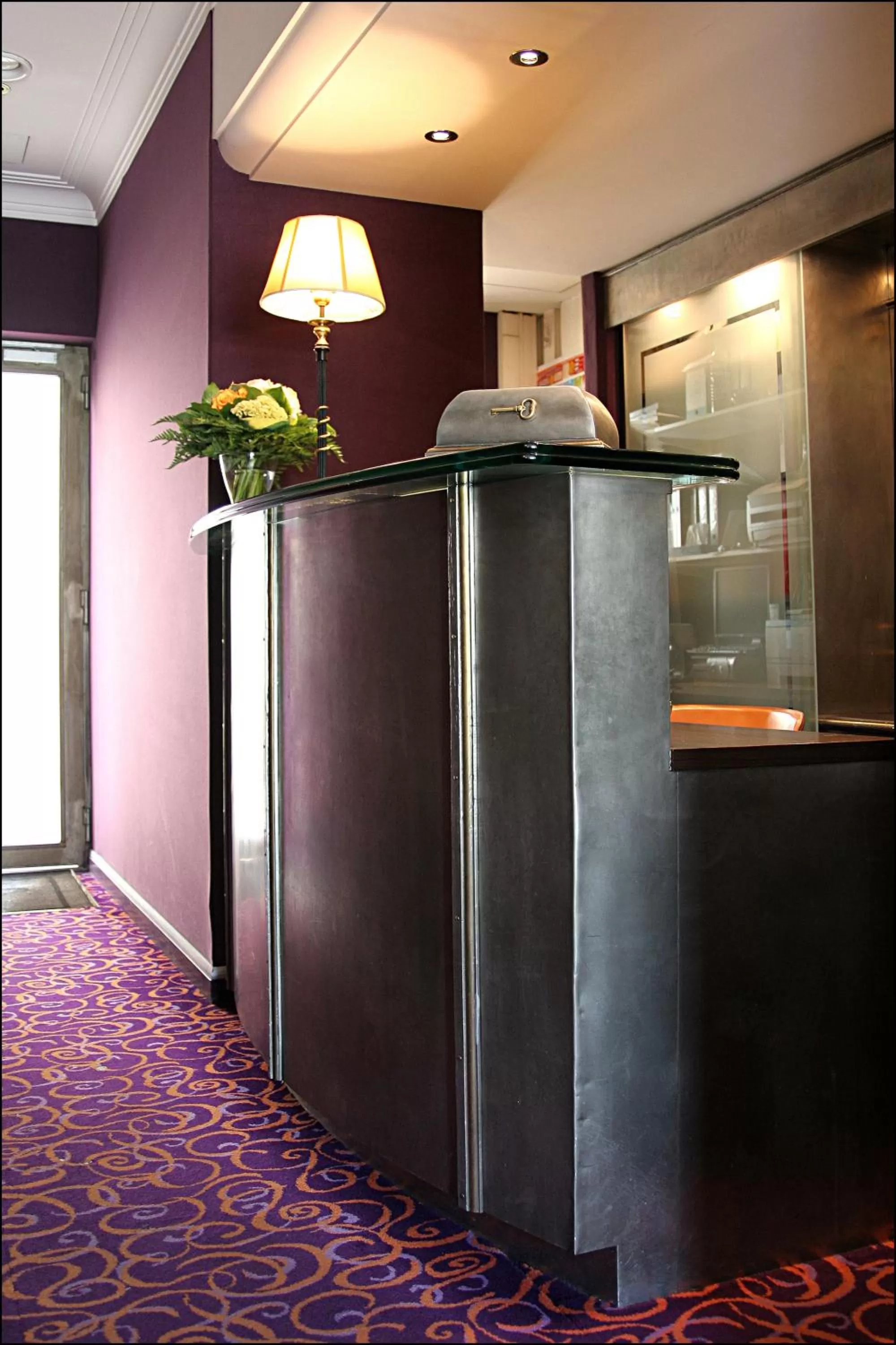 Lobby or reception in Villa Lutèce Port Royal