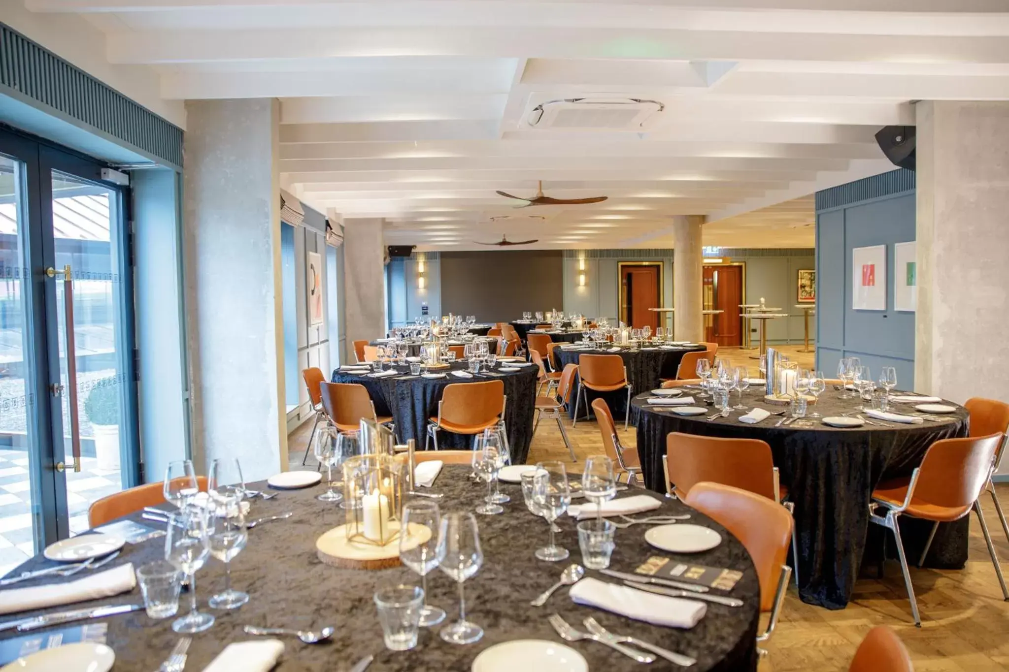 Business facilities, Restaurant/Places to Eat in The Dean Cork