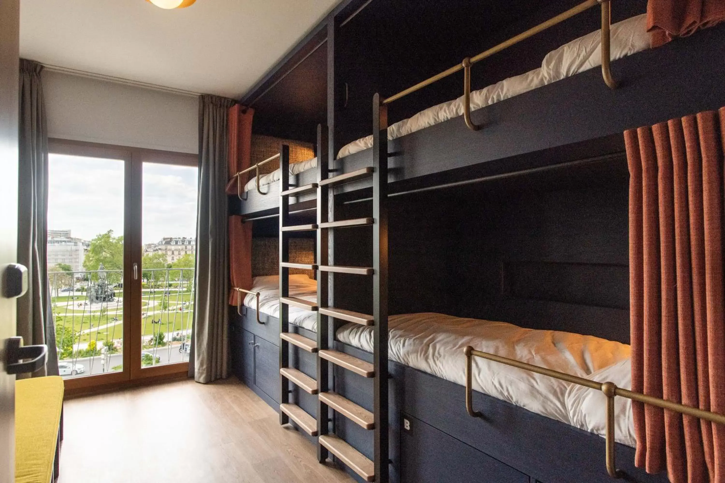bunk bed in The People - Paris Nation