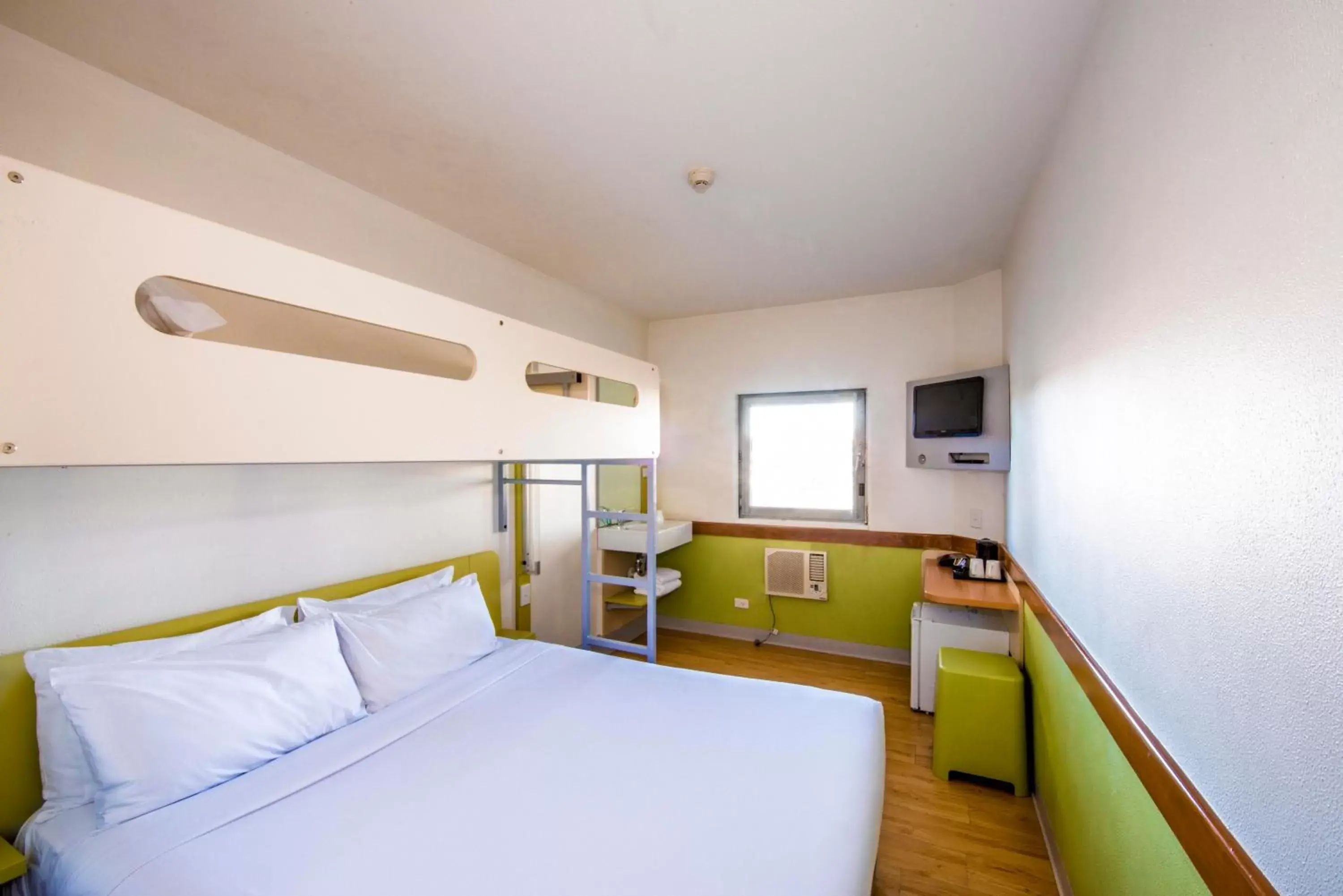 Day, Bunk Bed in ibis Budget - Campbelltown