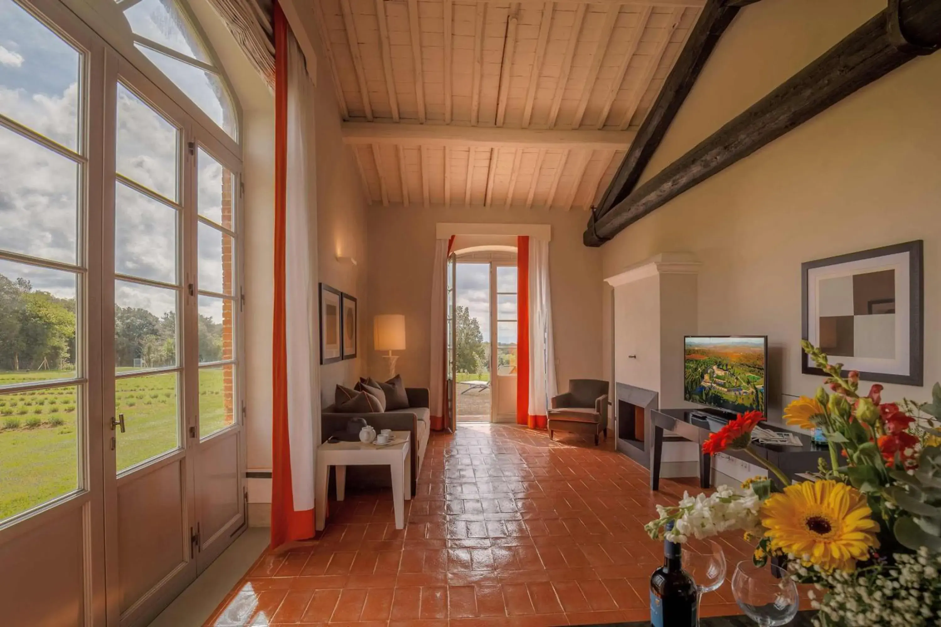 Living room in Borgo Scopeto Wine & Country Relais