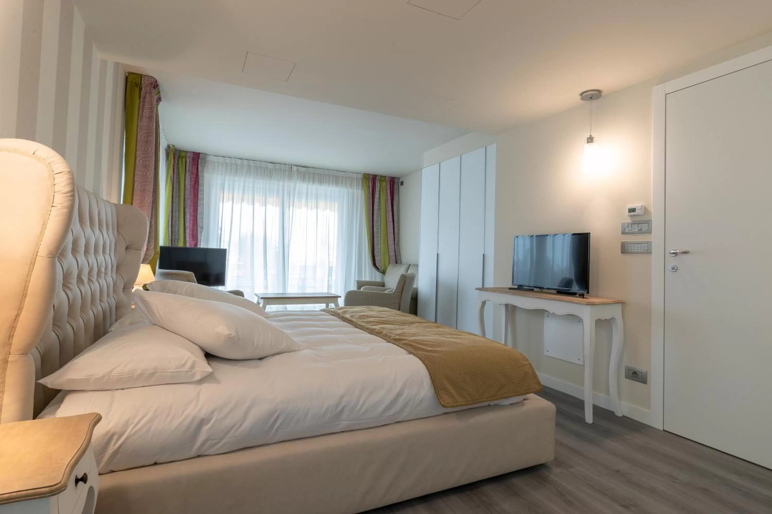 Bed in La Dolce Vita Hotel