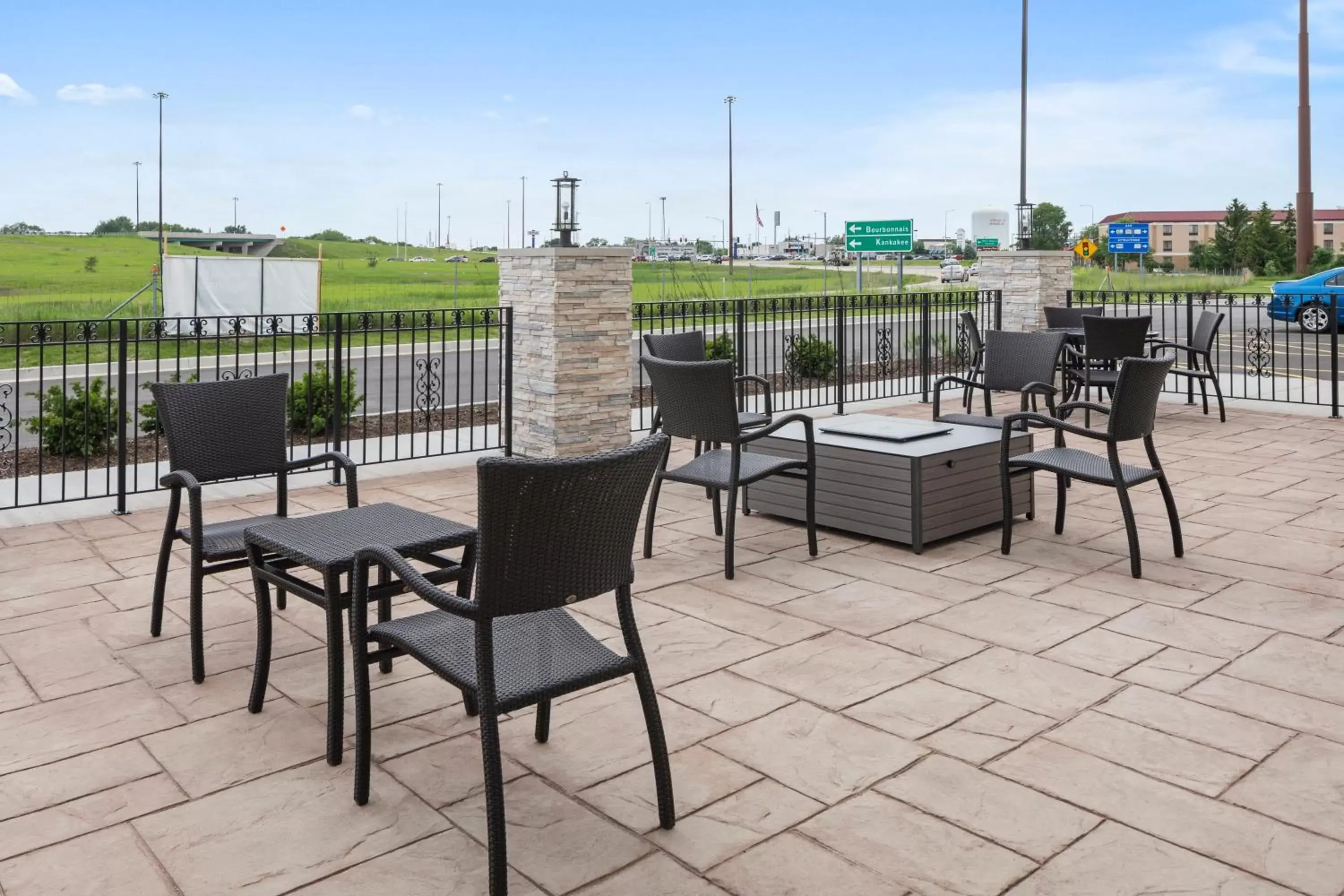 Other, Restaurant/Places to Eat in Holiday Inn Express & Suites - Bourbonnais East - Bradley, an IHG Hotel