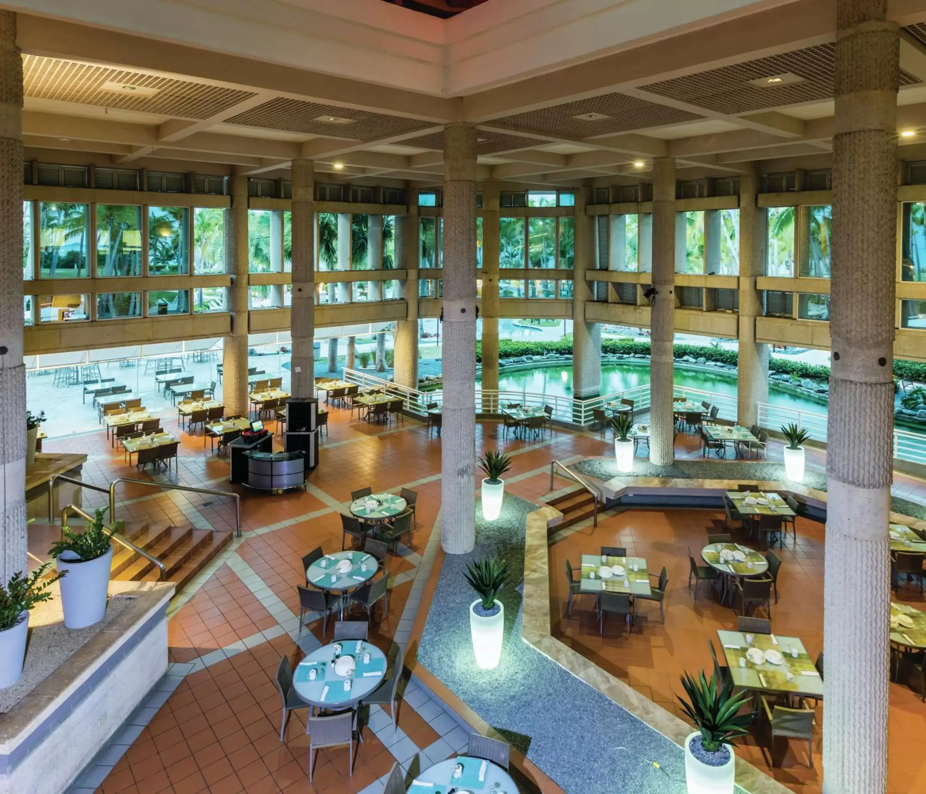 Restaurant/Places to Eat in Hilton Ponce Golf & Casino Resort