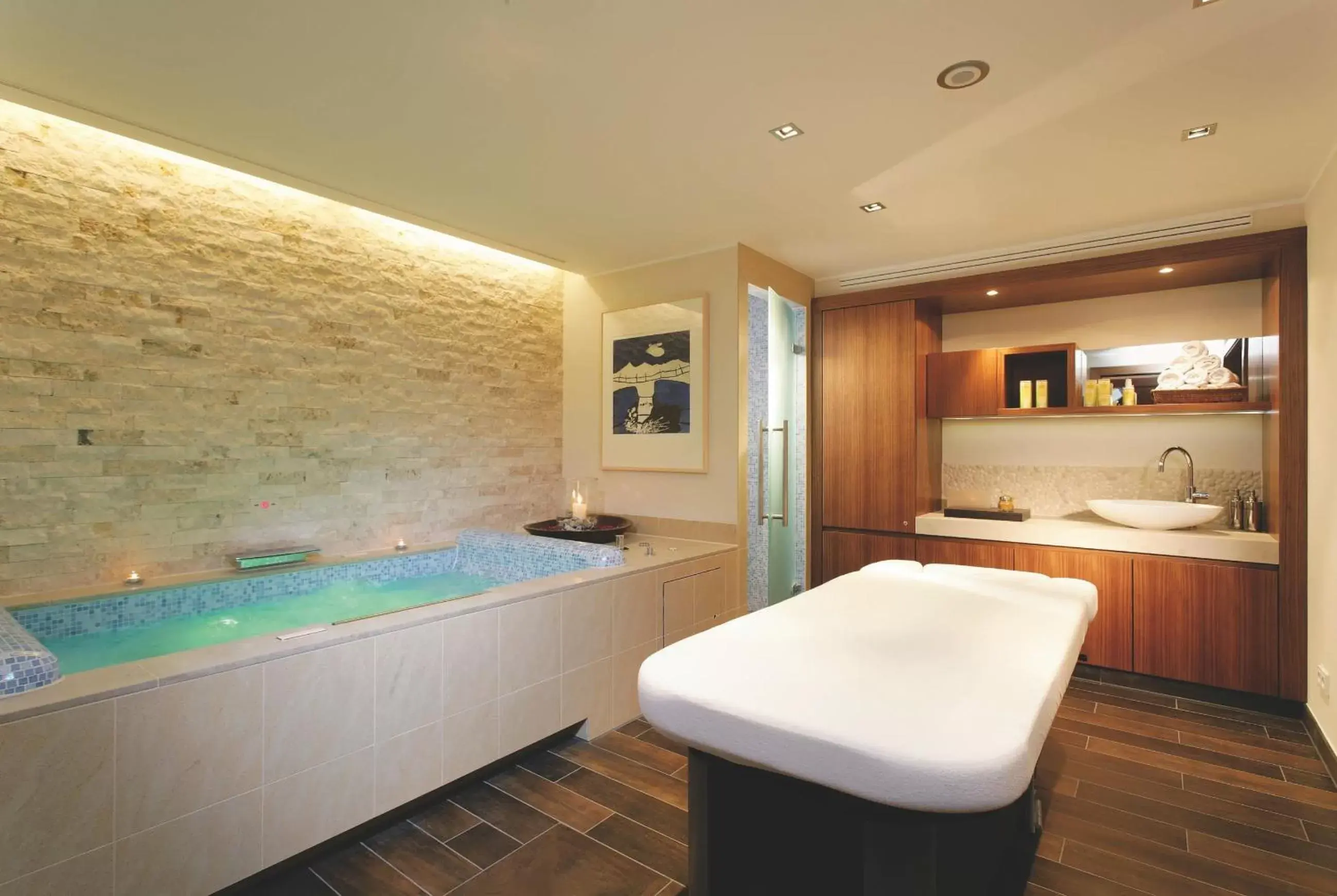 Spa and wellness centre/facilities, Bathroom in Alpenhof Murnau